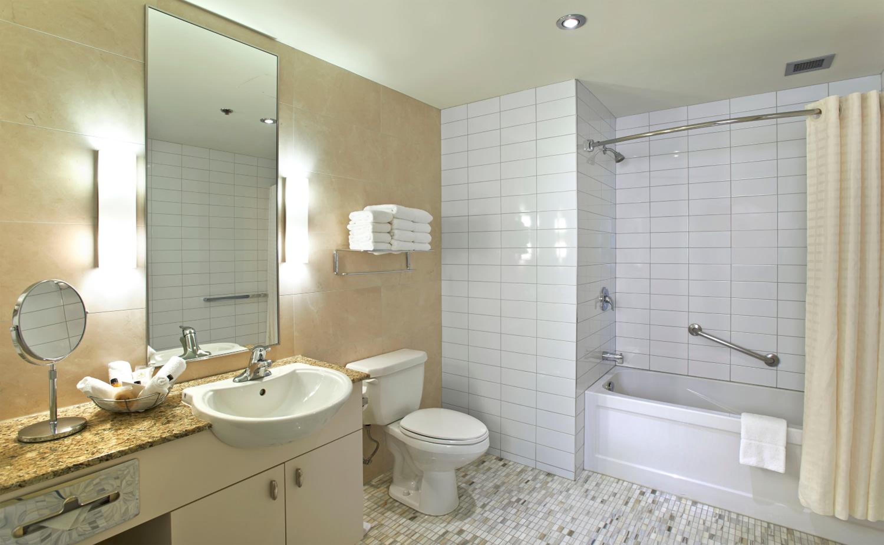 Family Suite - Photo 6