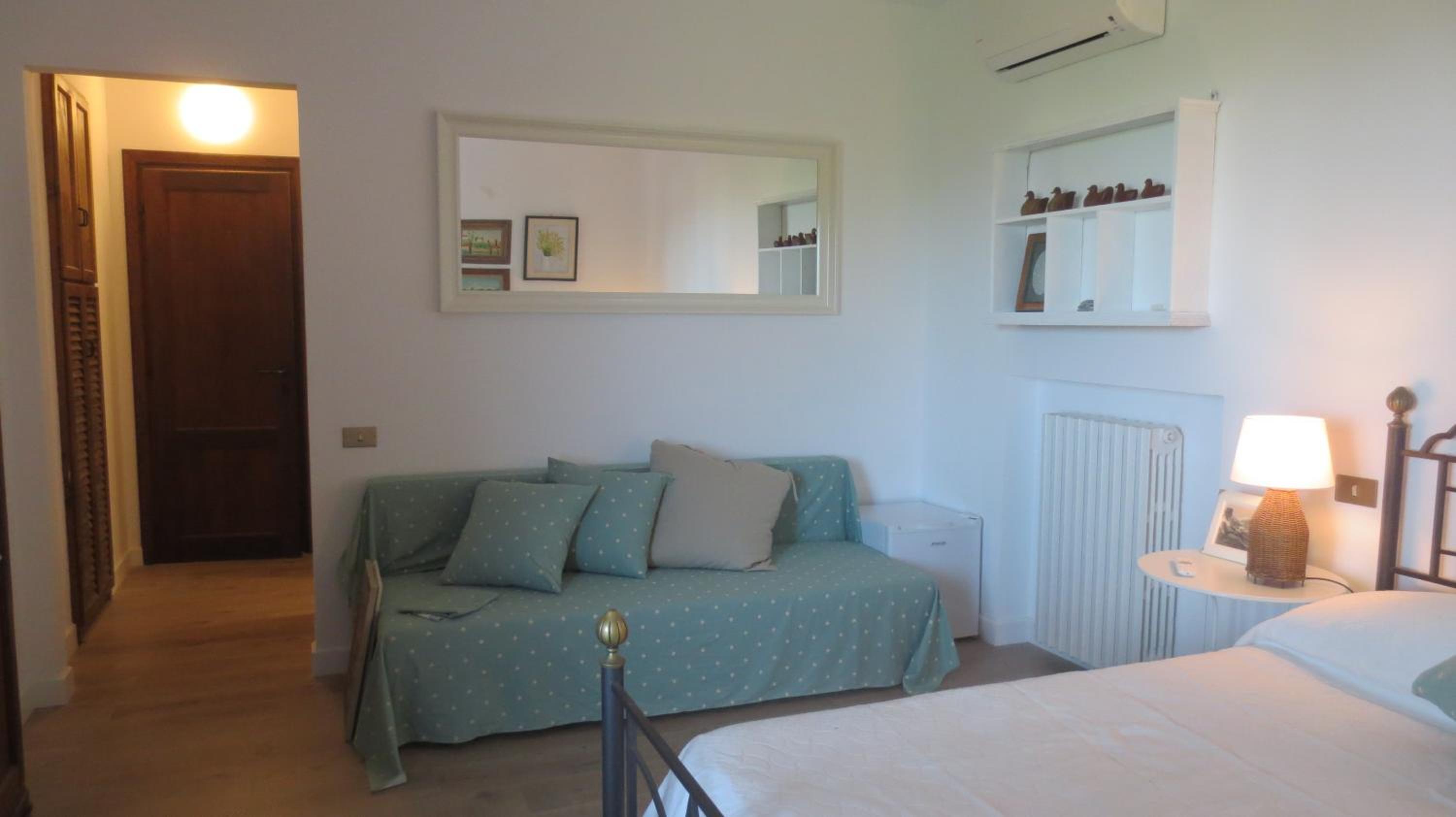 Double Room with Sea View - Photo 4