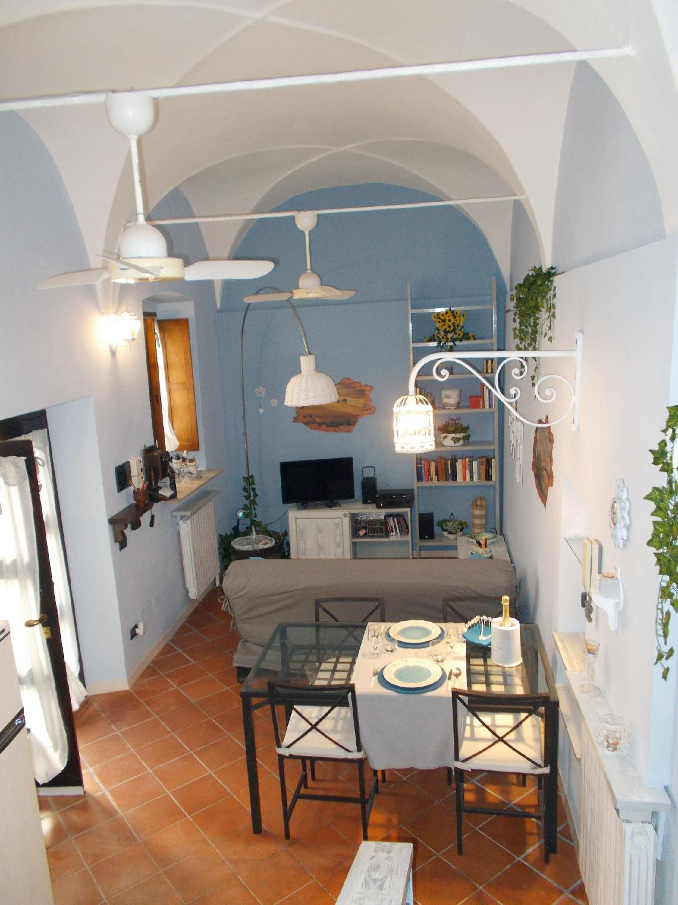 Apartment - Photo 11