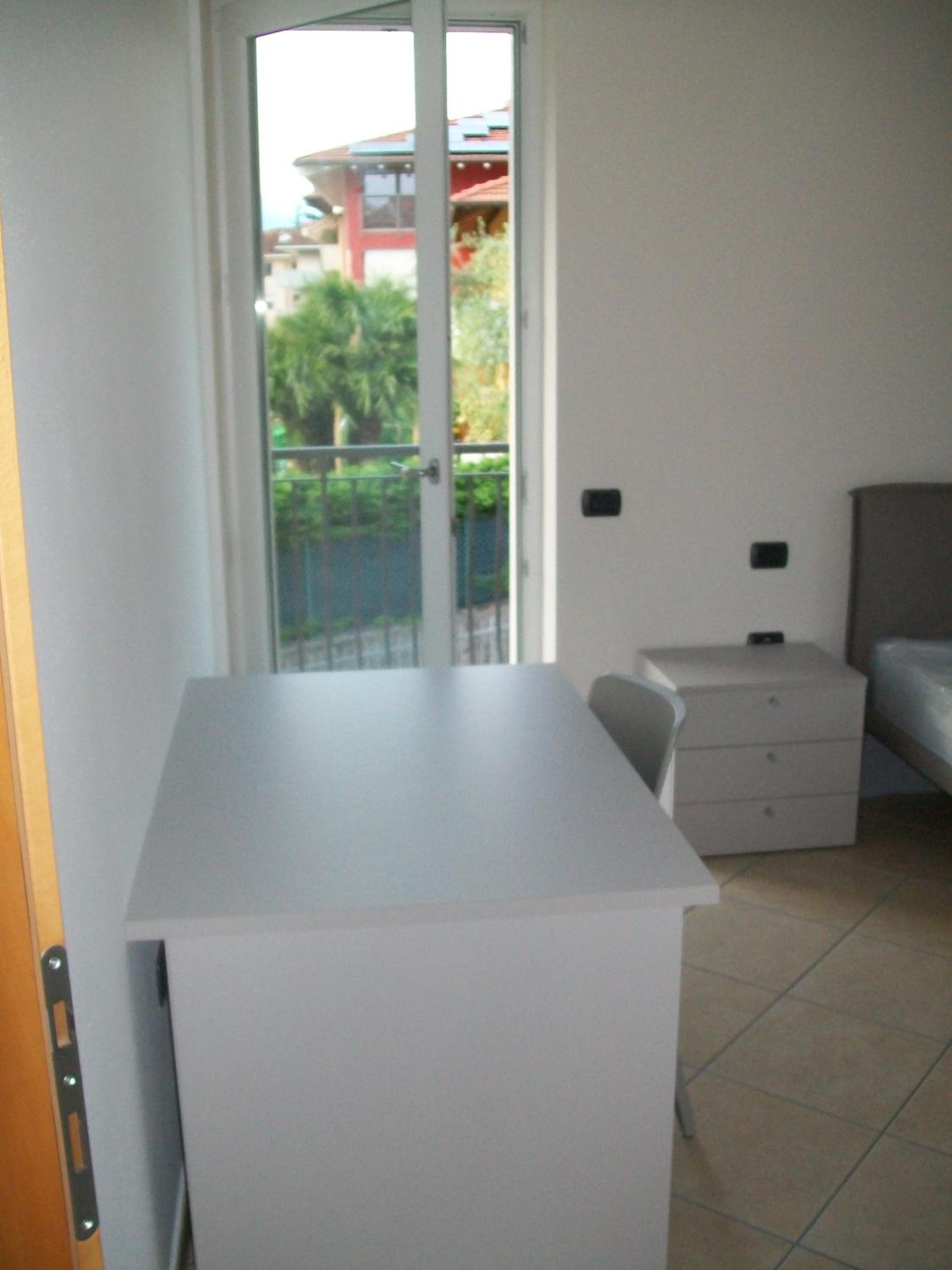 Apartment with Terrace photo 2