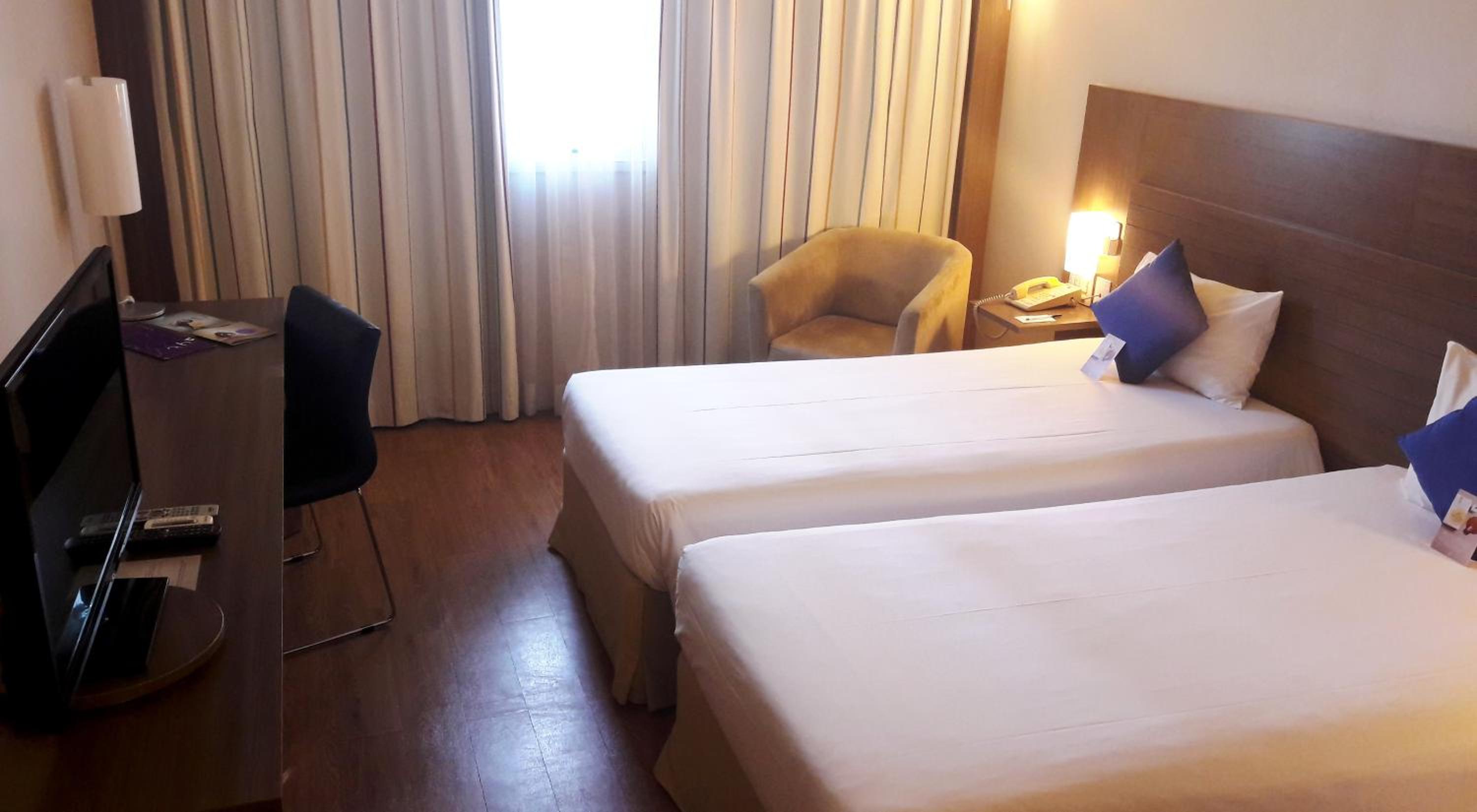 Superior Twin Room - Photo 6