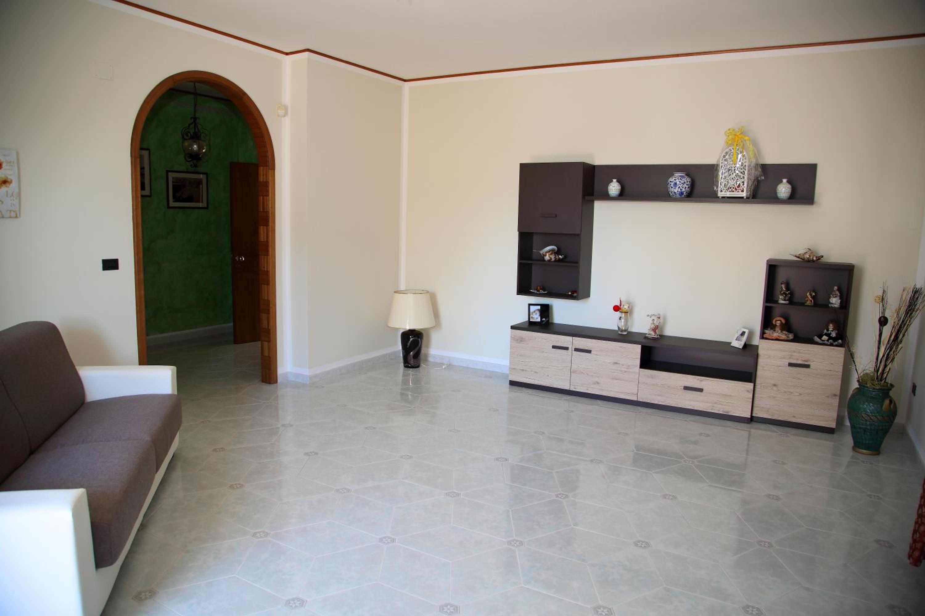 Three-Bedroom Apartment - Photo 1