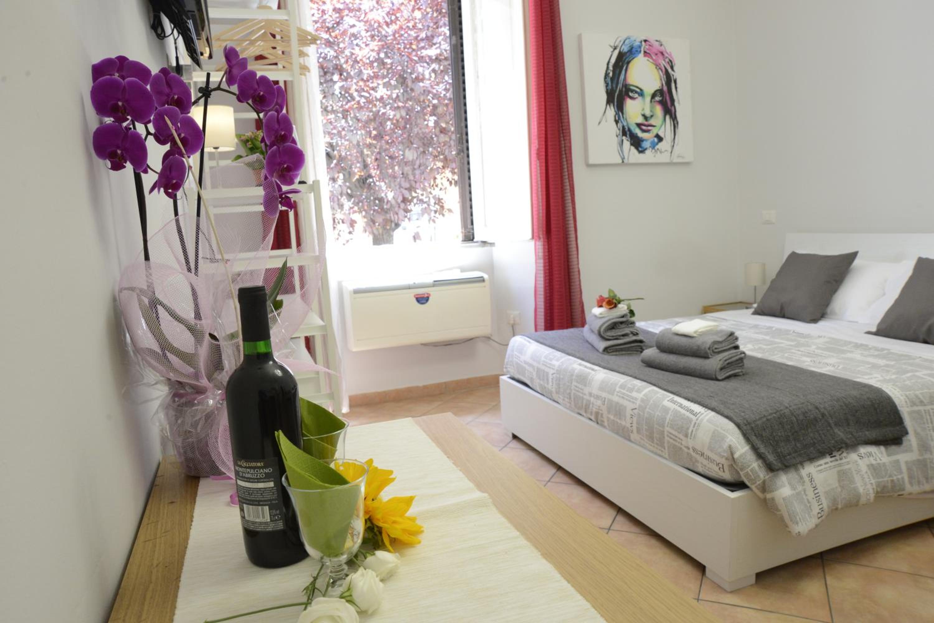 Studio Apartment