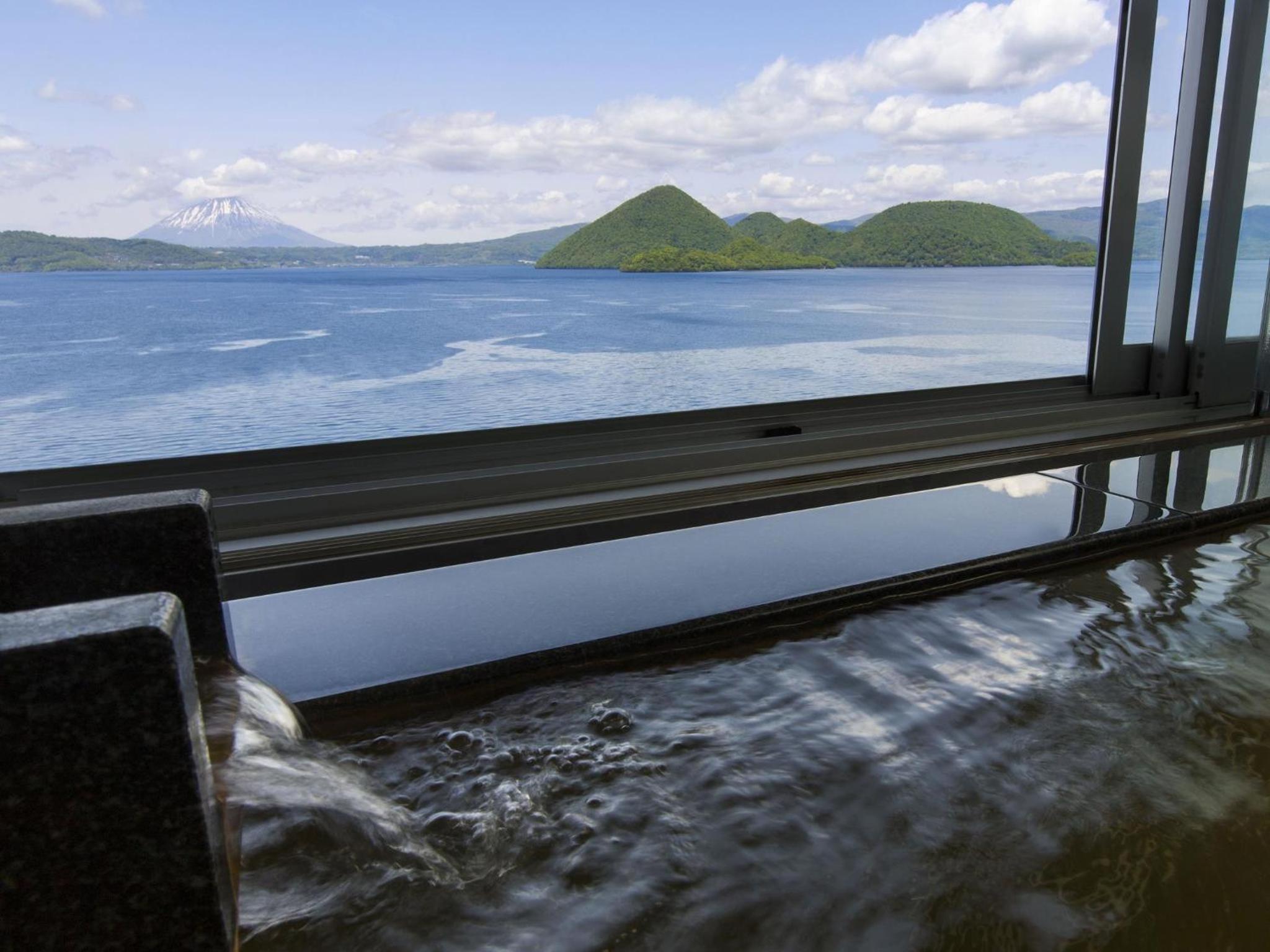 Top Floor, Executive Twin Room with Onsen View Bath-Club BLD - Non-Smoking(Buffet Dinner & Breakfast Included) photo 3