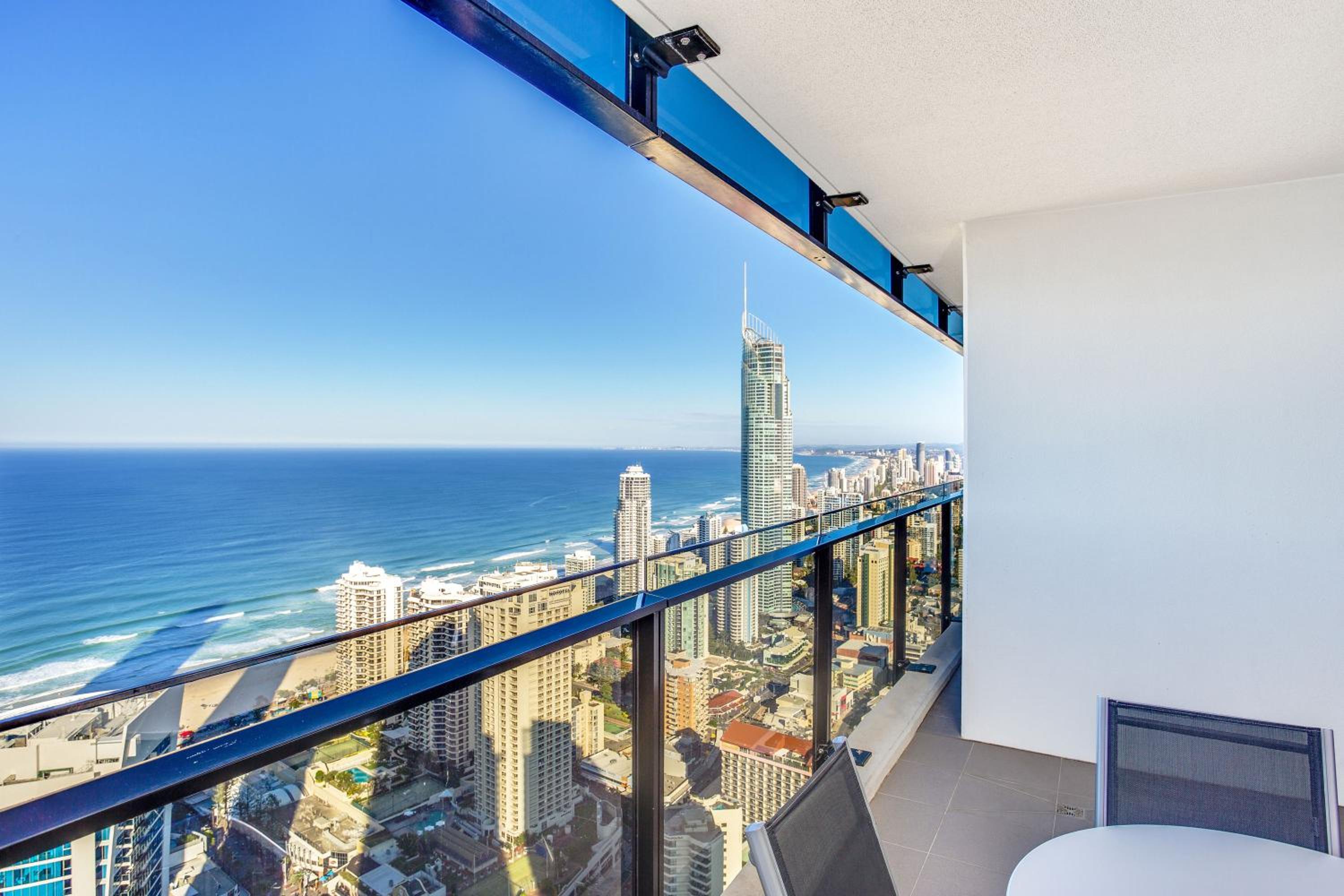 Two-Bedroom Apartment With Ocean View And Spa Bath - Photo 6