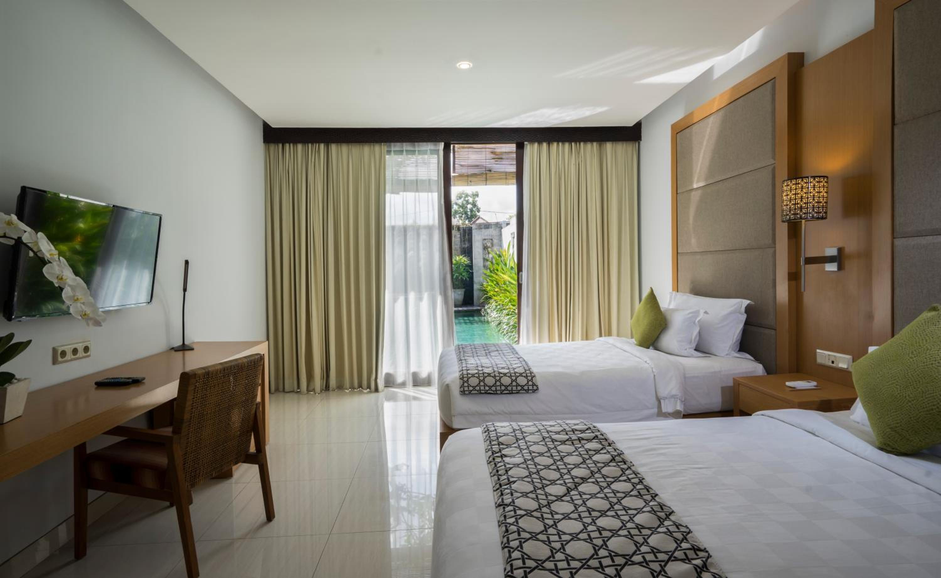Two-Bedroom Villa with Private Pool - Photo 21