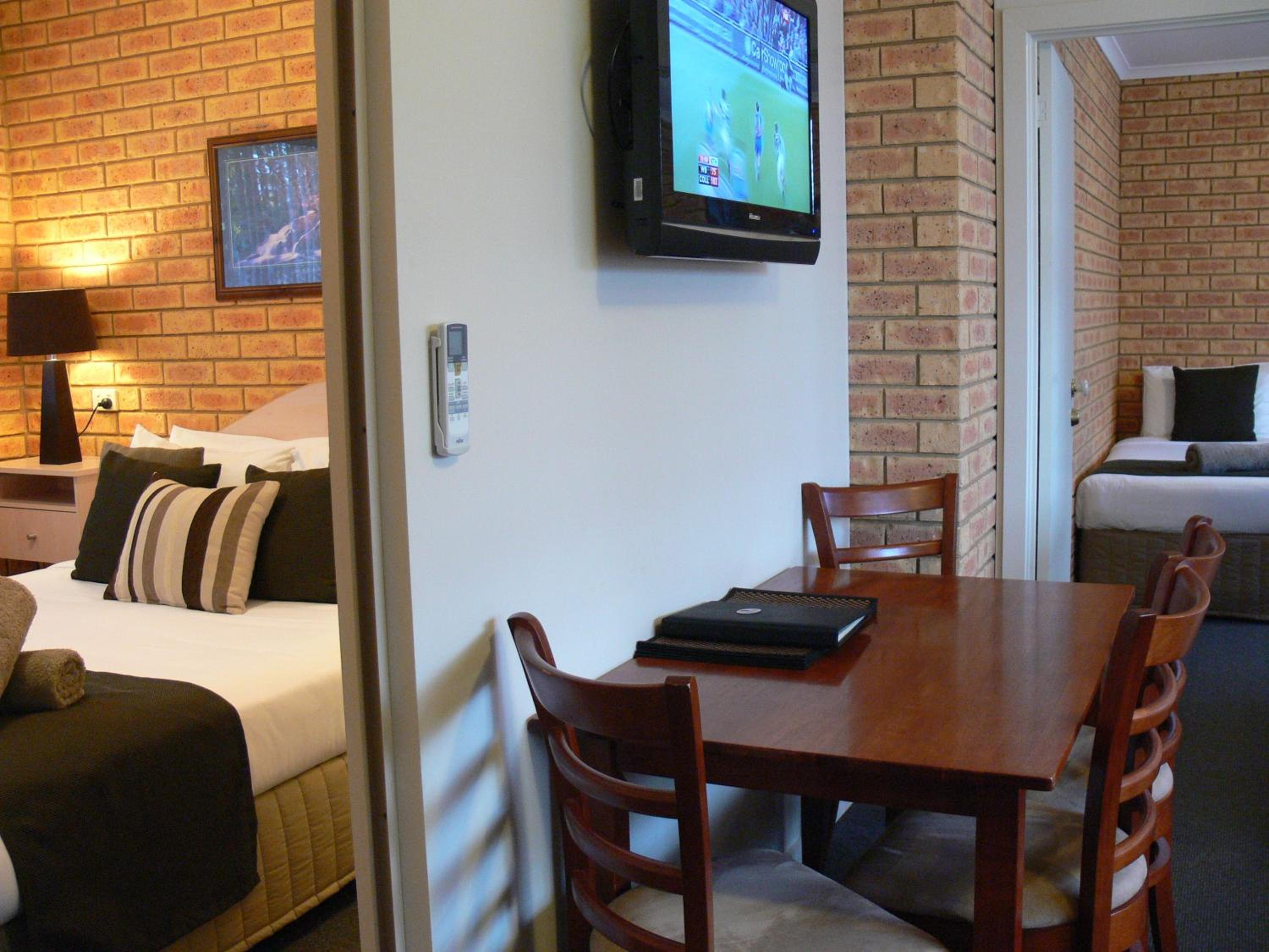 Two-Bedroom Apartment photo 2