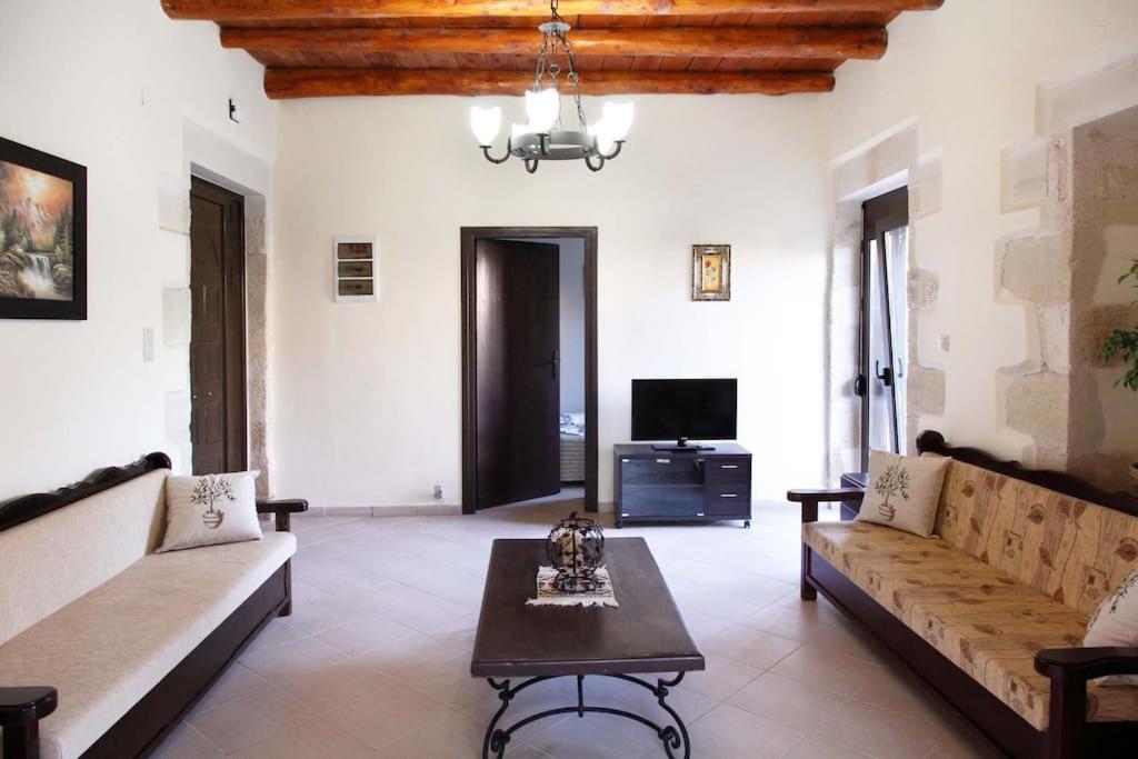 Superior Villa photo 1