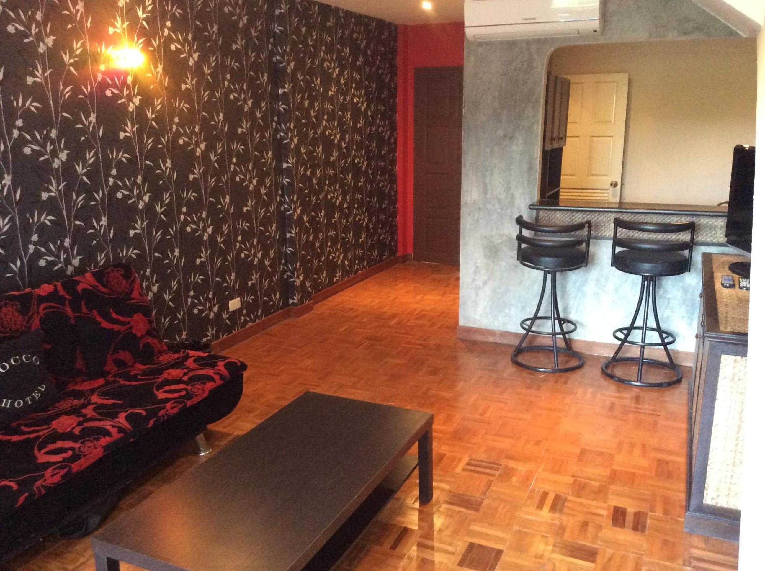 Maisonette photo 1