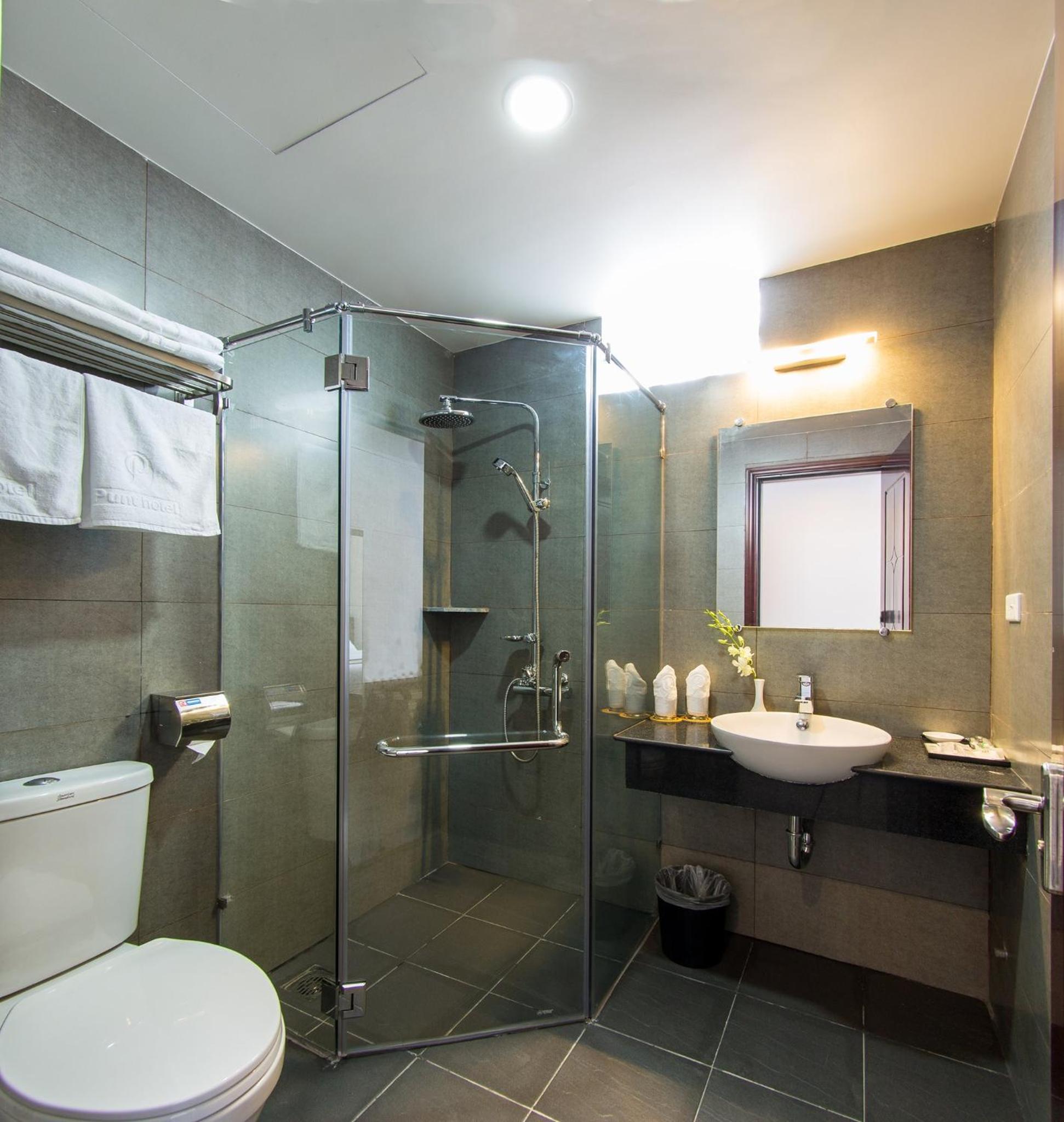 Large Double Room - Photo 2