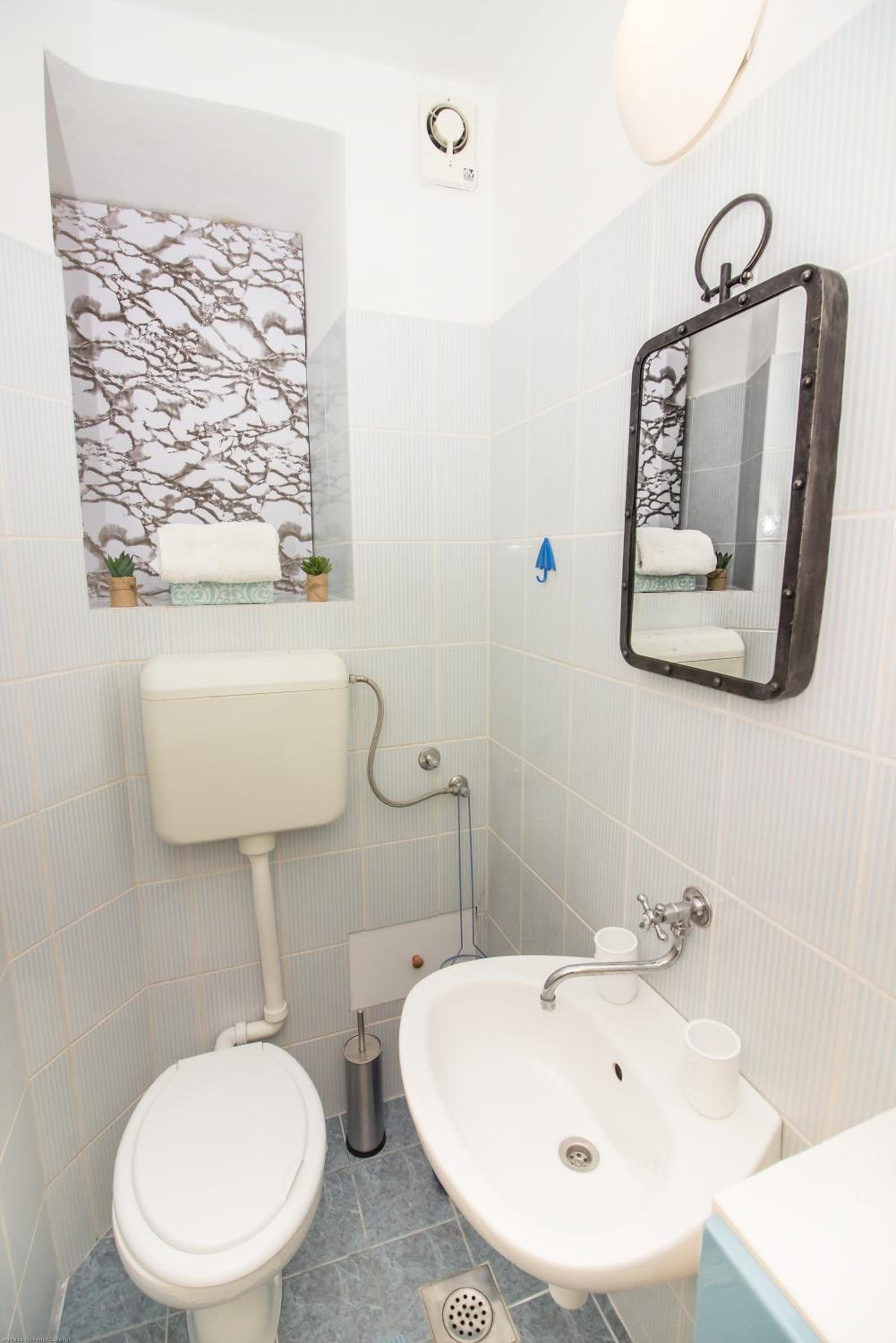 Duplex Apartment - Photo 32