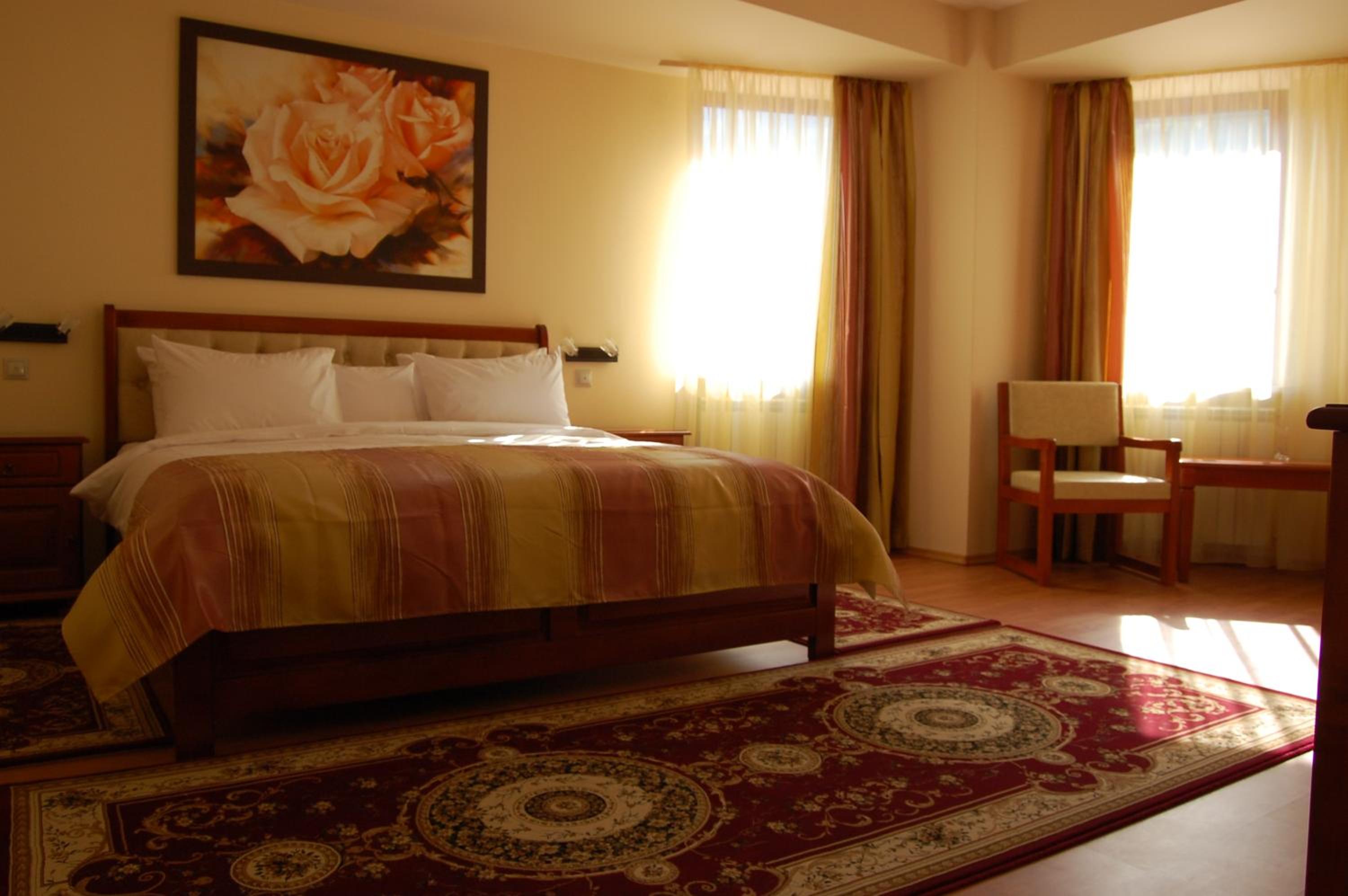 One-Bedroom Suite photo 1