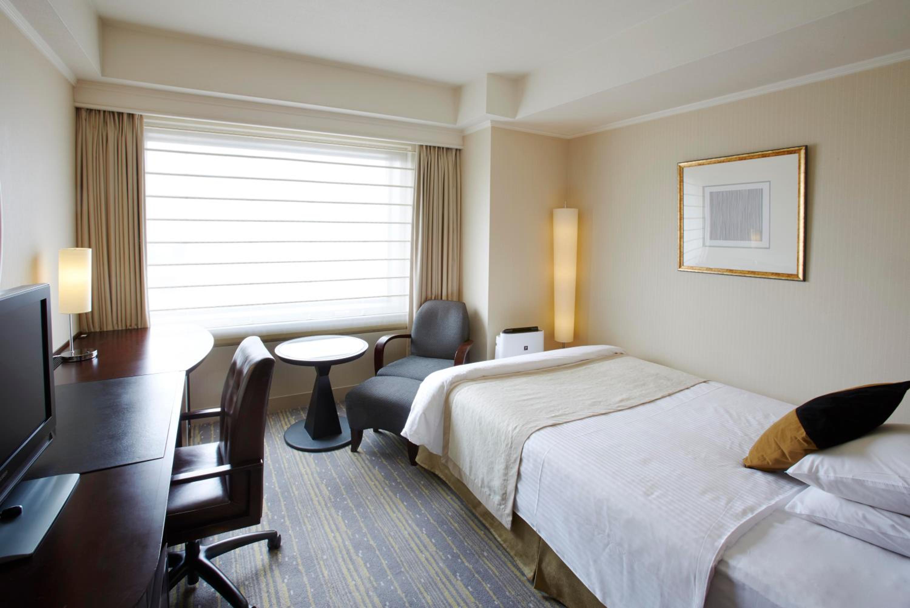 Single Room with Complimentary Breakfast - Executive Floor photo 1