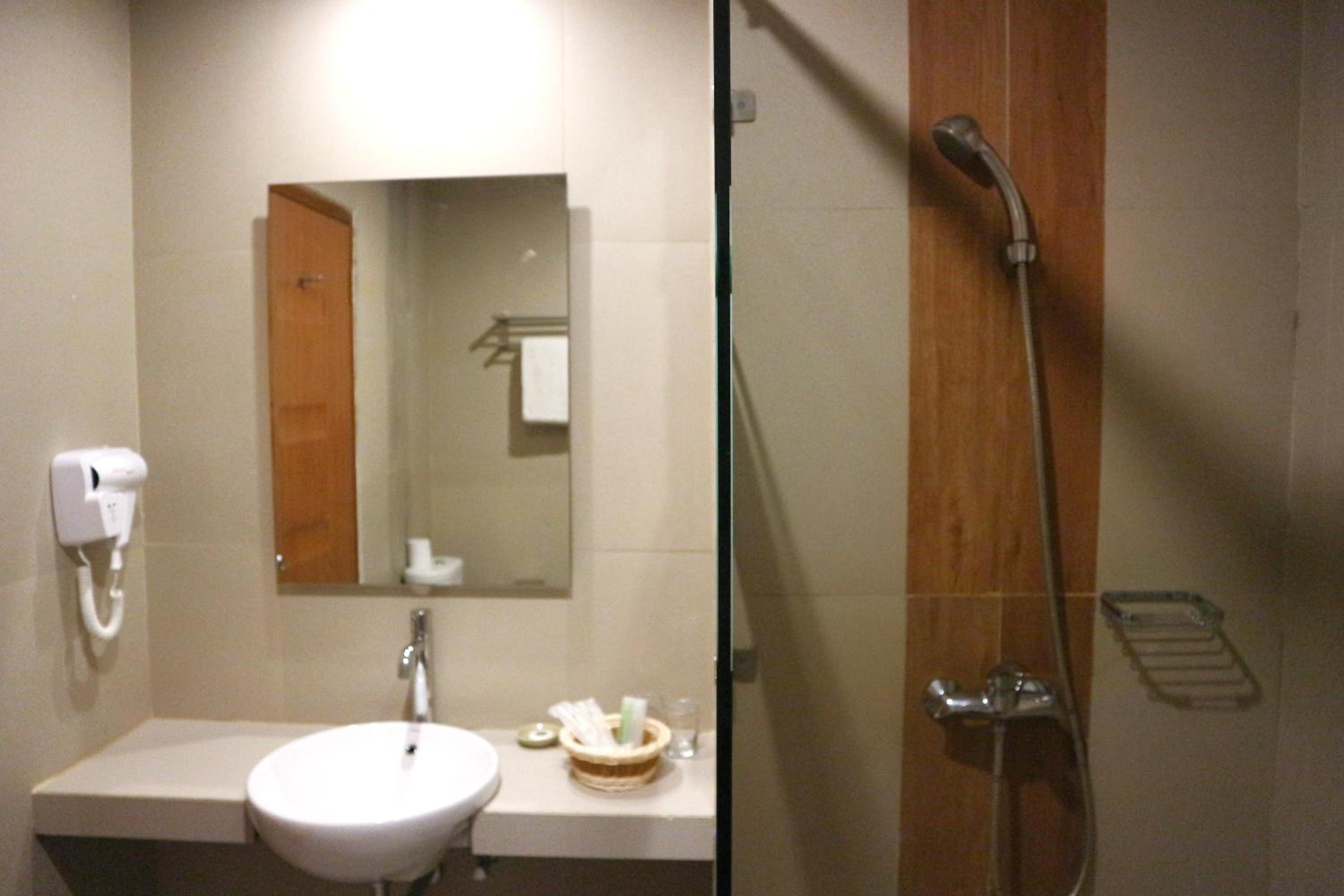 Grand Deluxe Room - 2 Single Beds Balcony photo 2