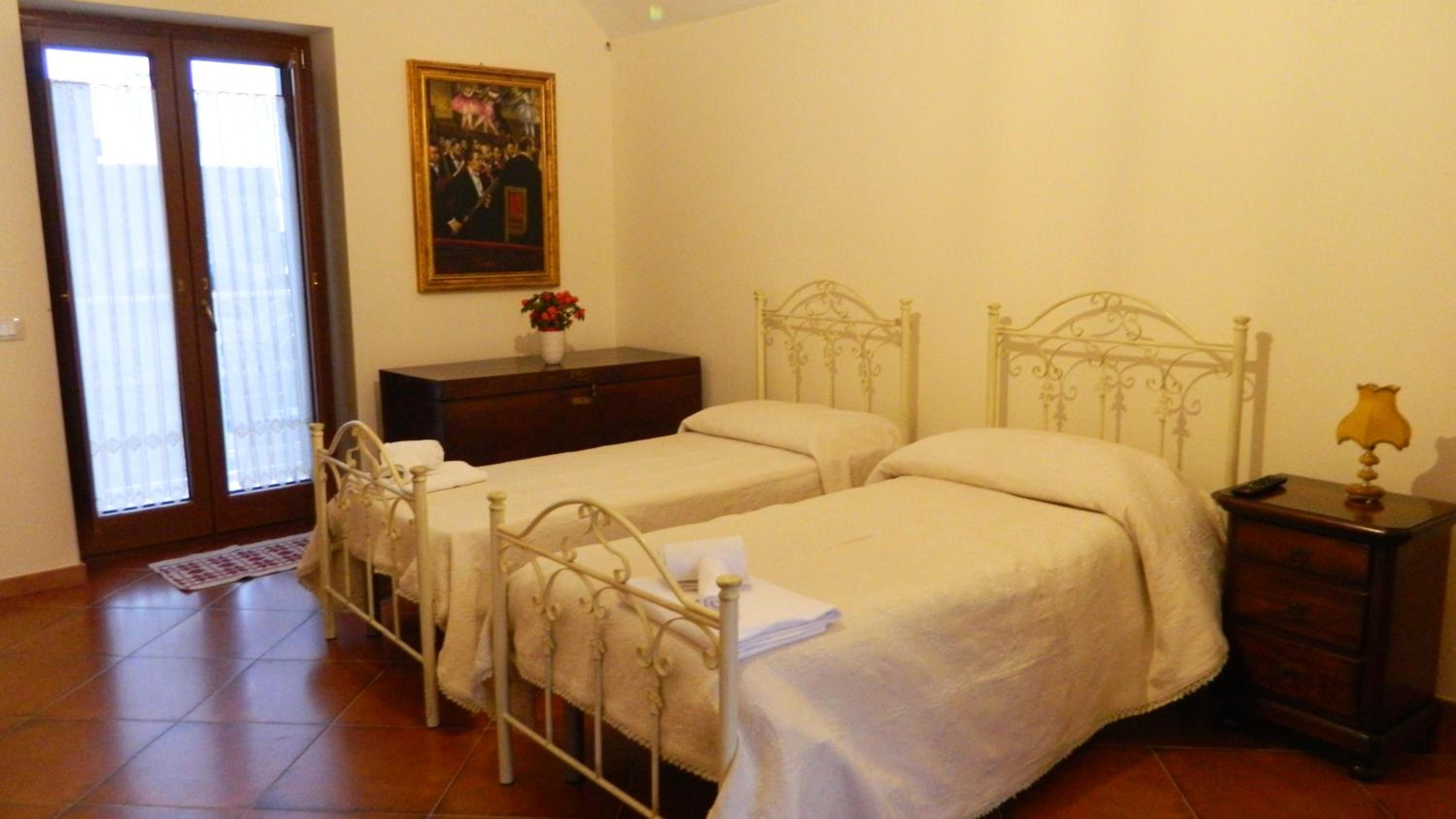 Triple Room With Private Bathroom photo 1