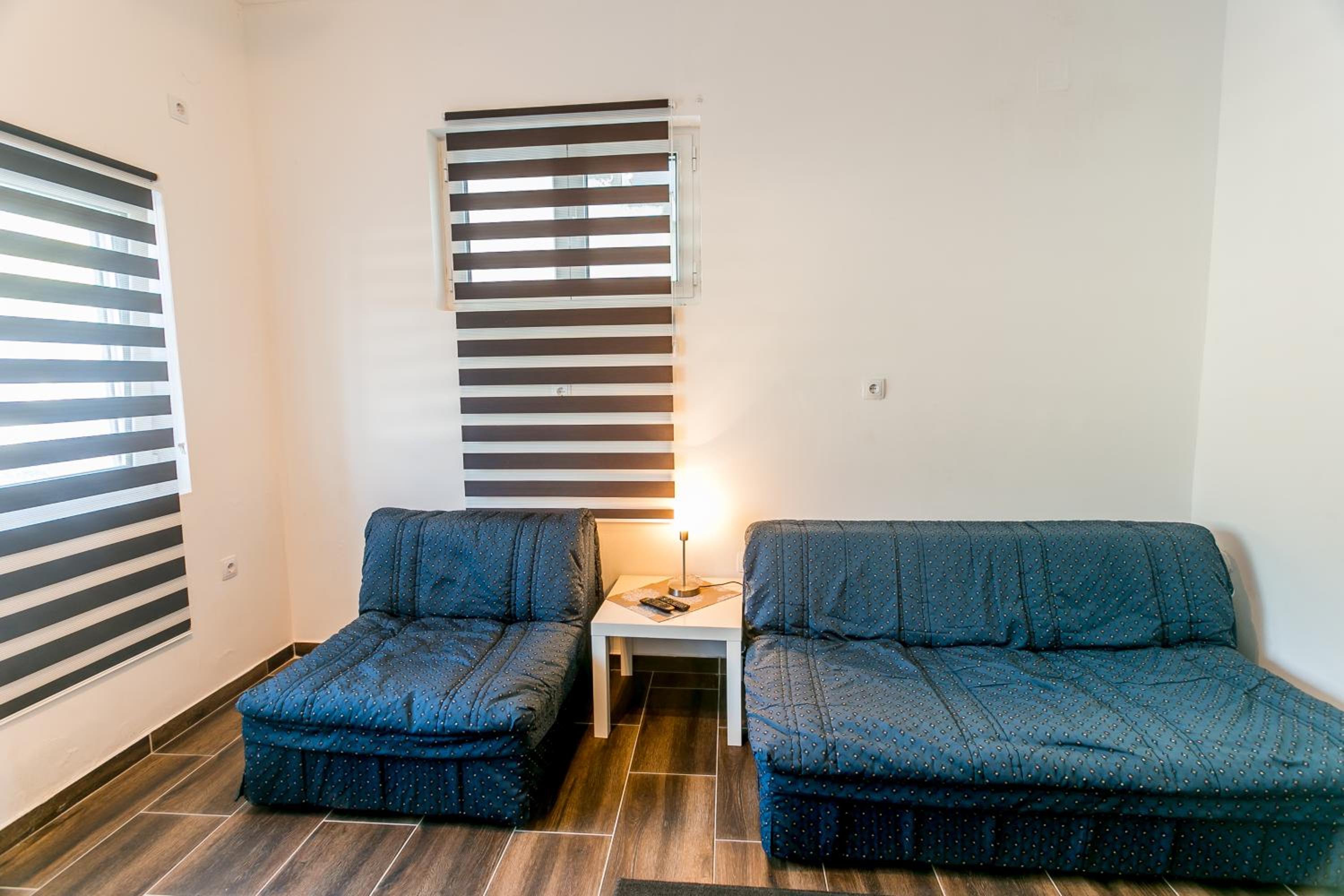 One-Bedroom Apartment photo 3