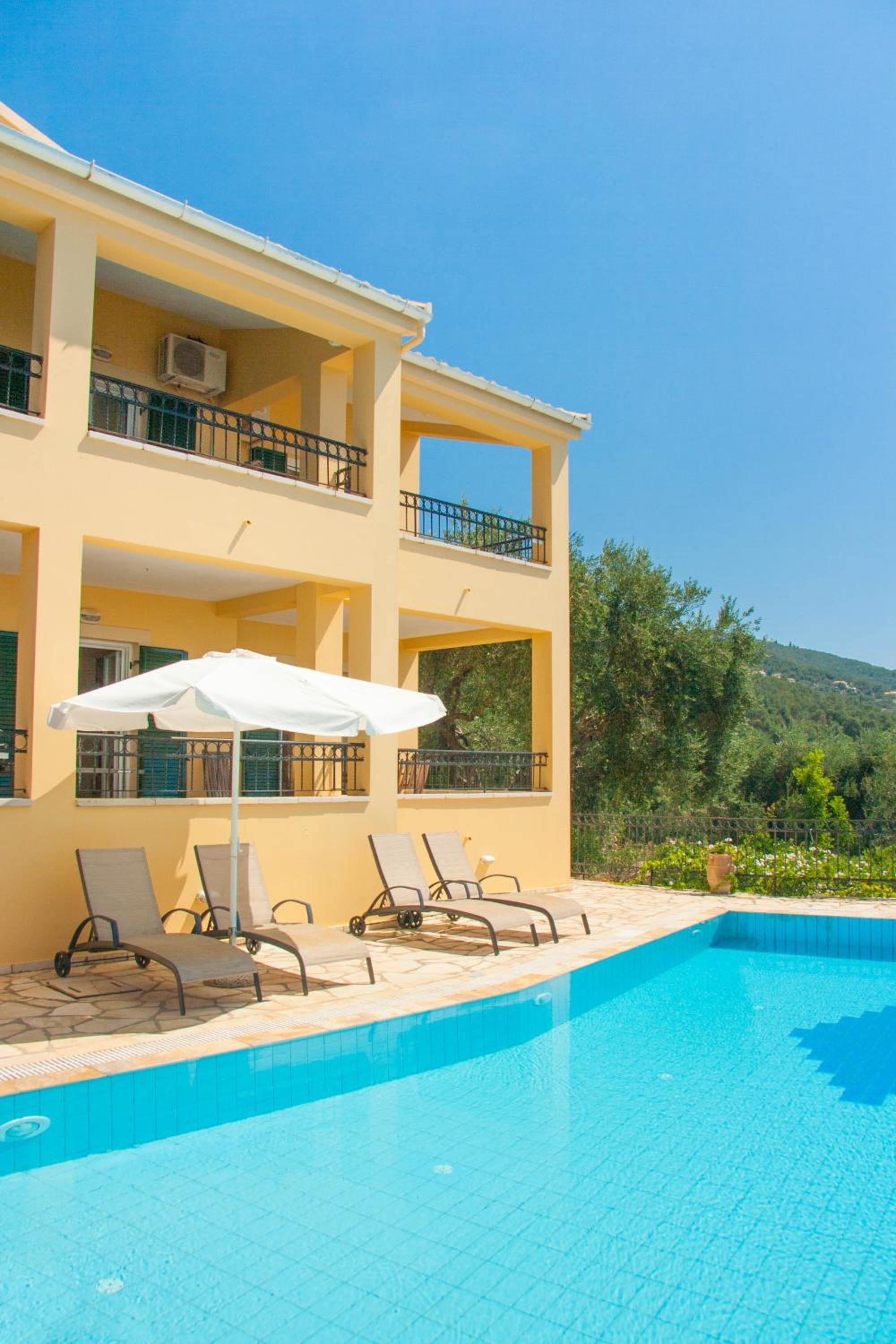 3 Bedroom Villa photo 3