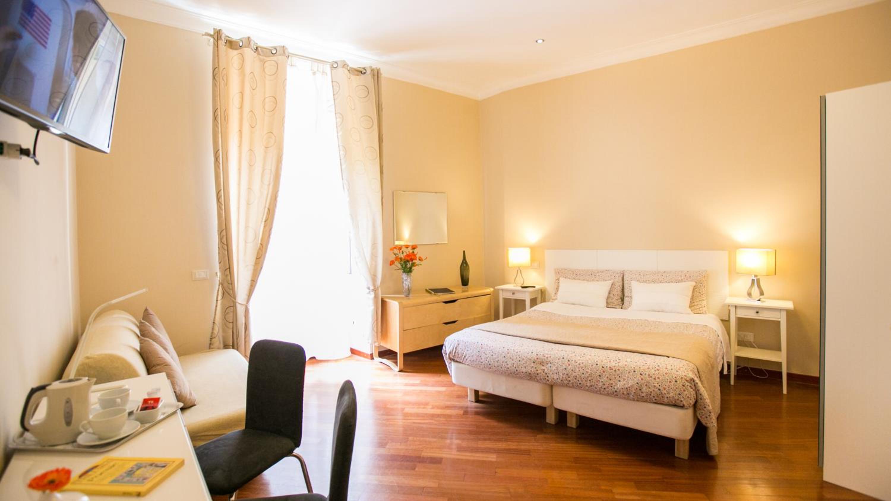 Classic Triple Room photo 2