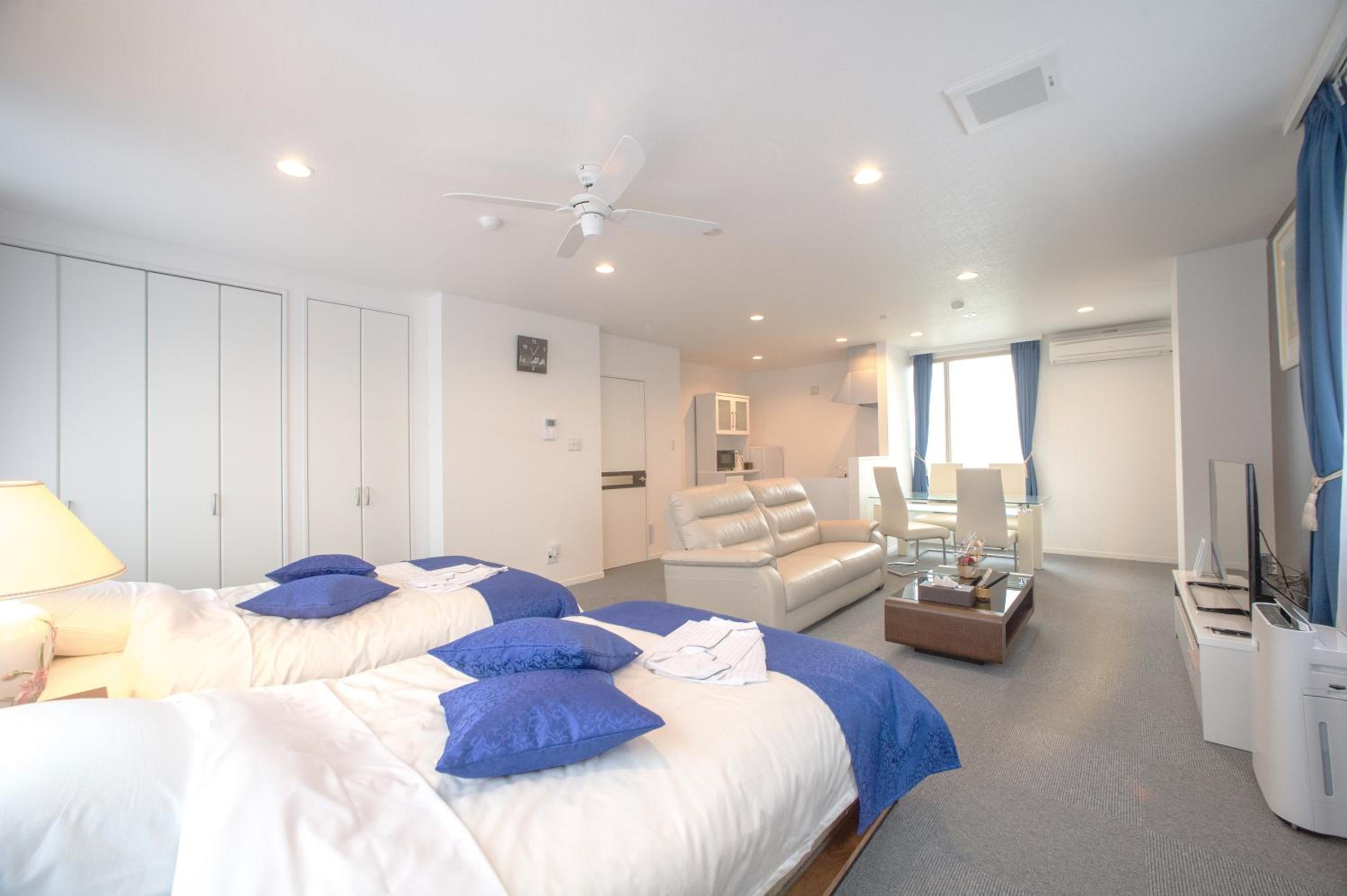 Superior Apartment 402