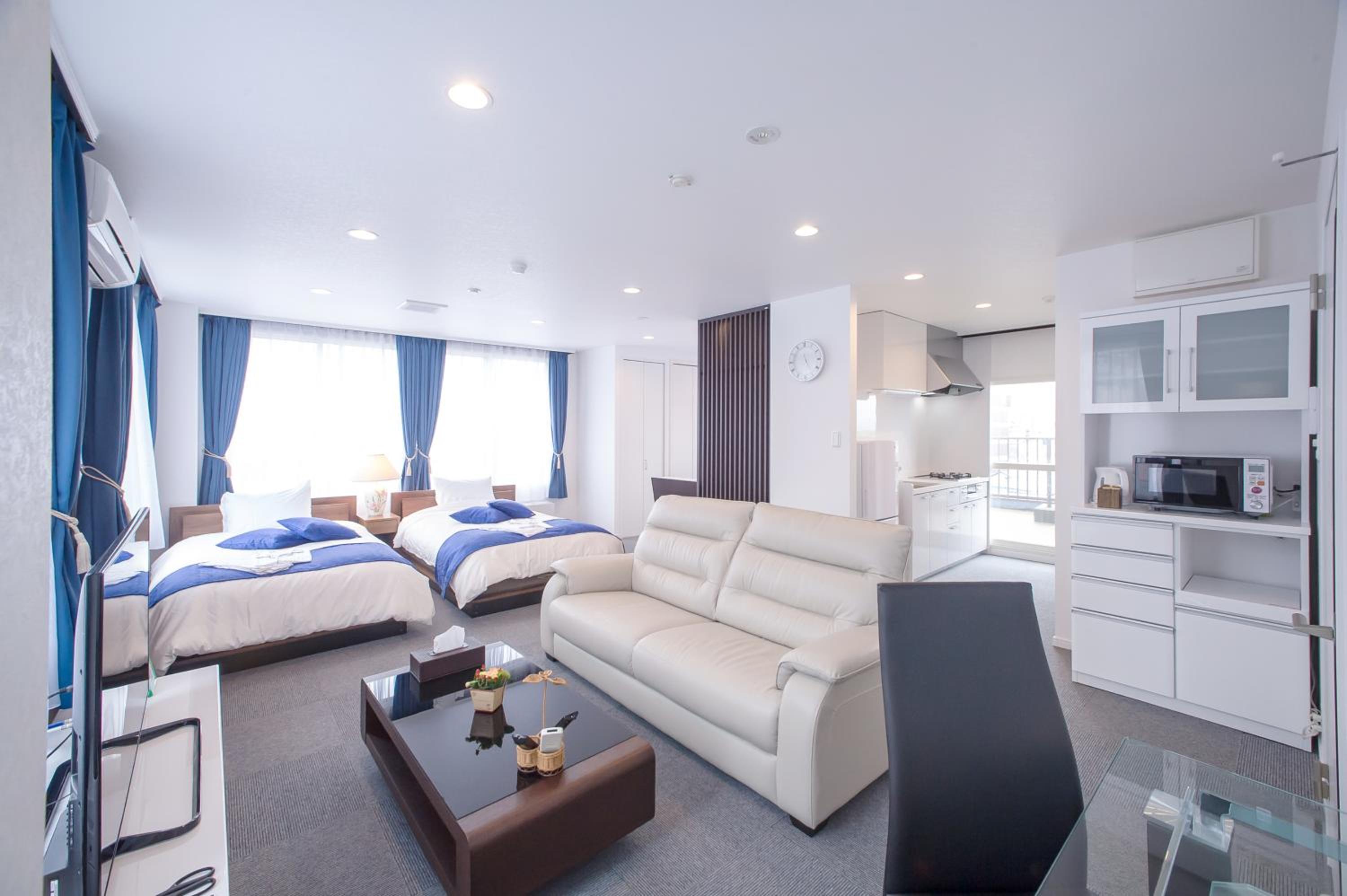 Deluxe Apartment 401
