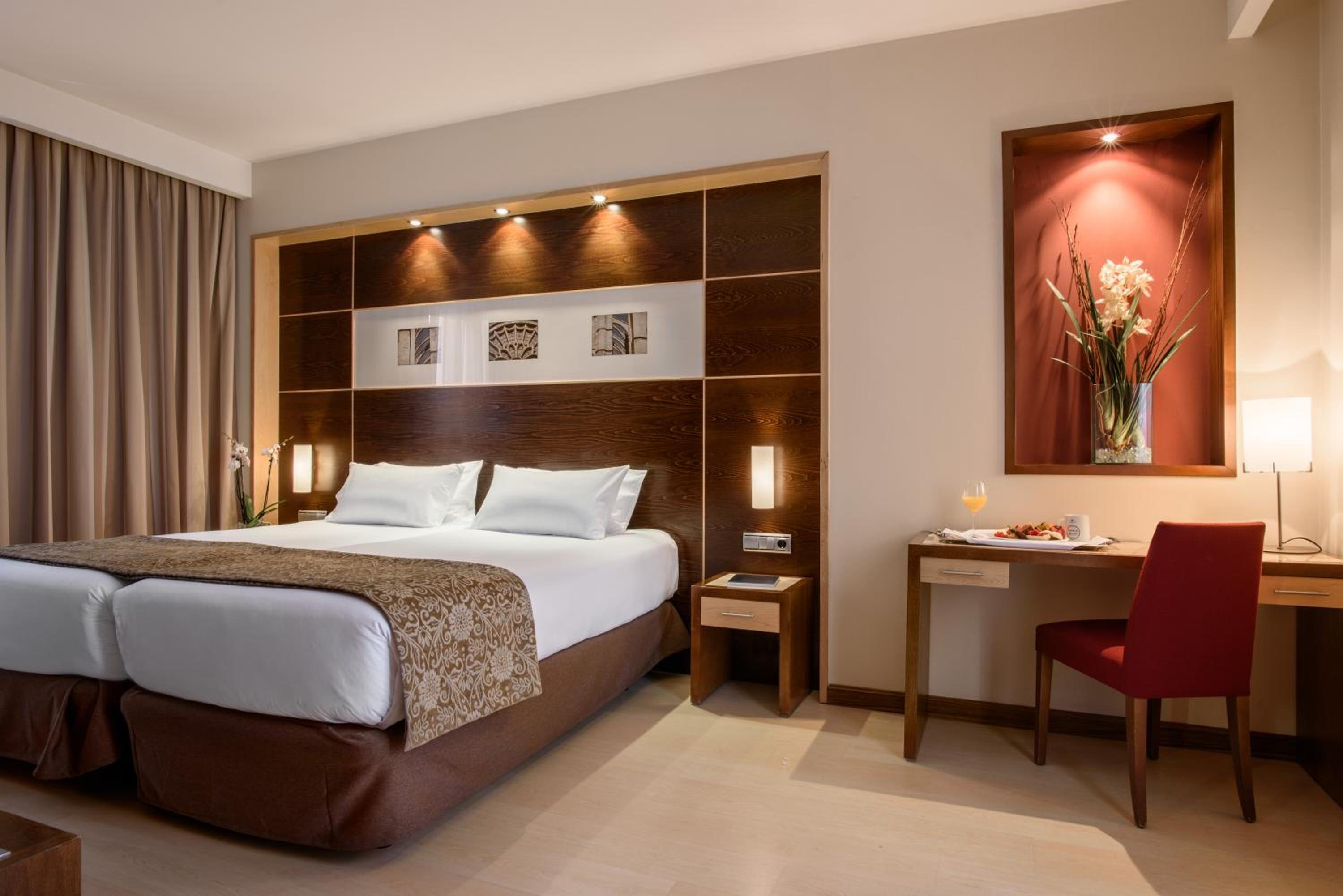 Double or Twin Room - Photo 1