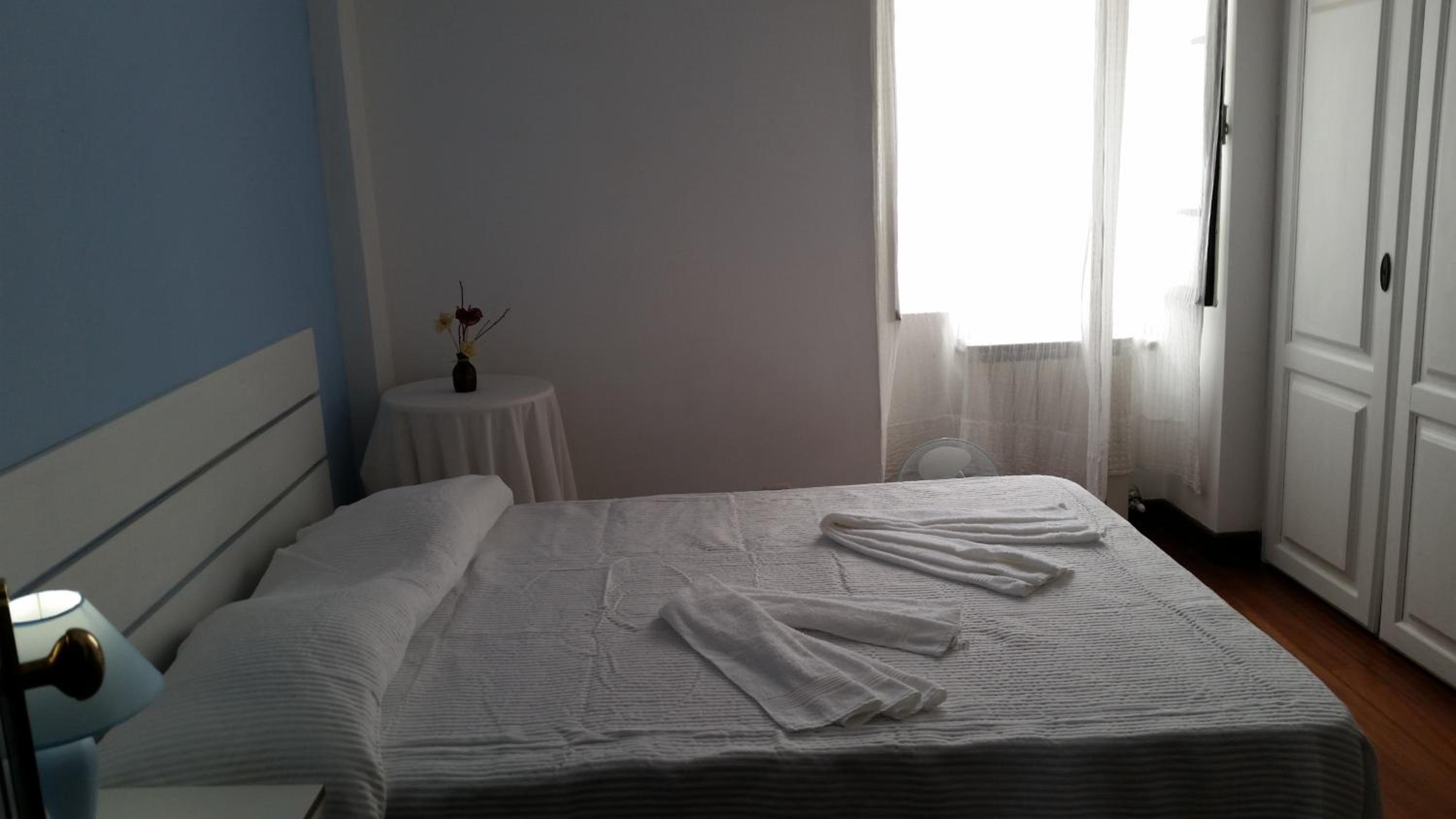 Double Room - Photo 1