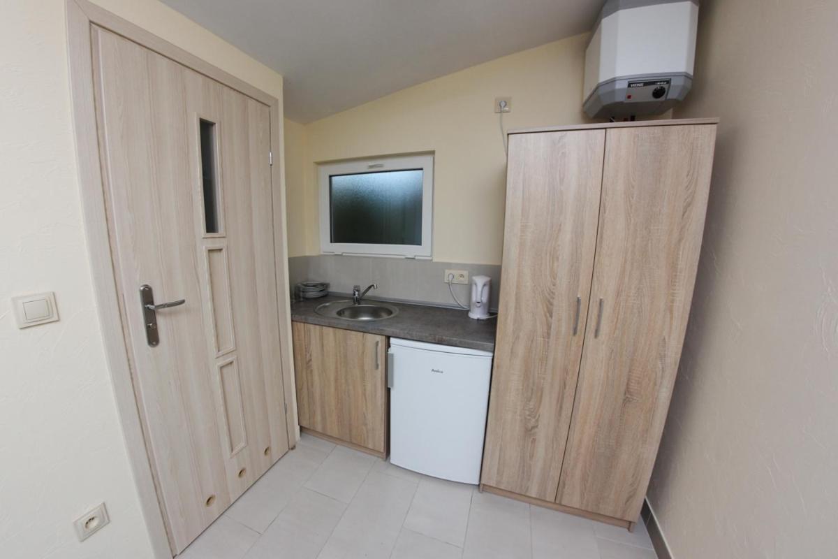 One-Bedroom Chalet - Photo 3