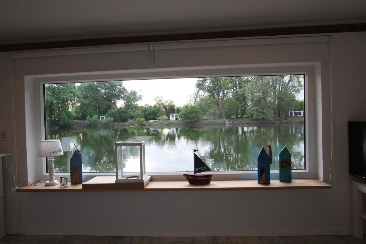 Apartment with Lake View photo 2