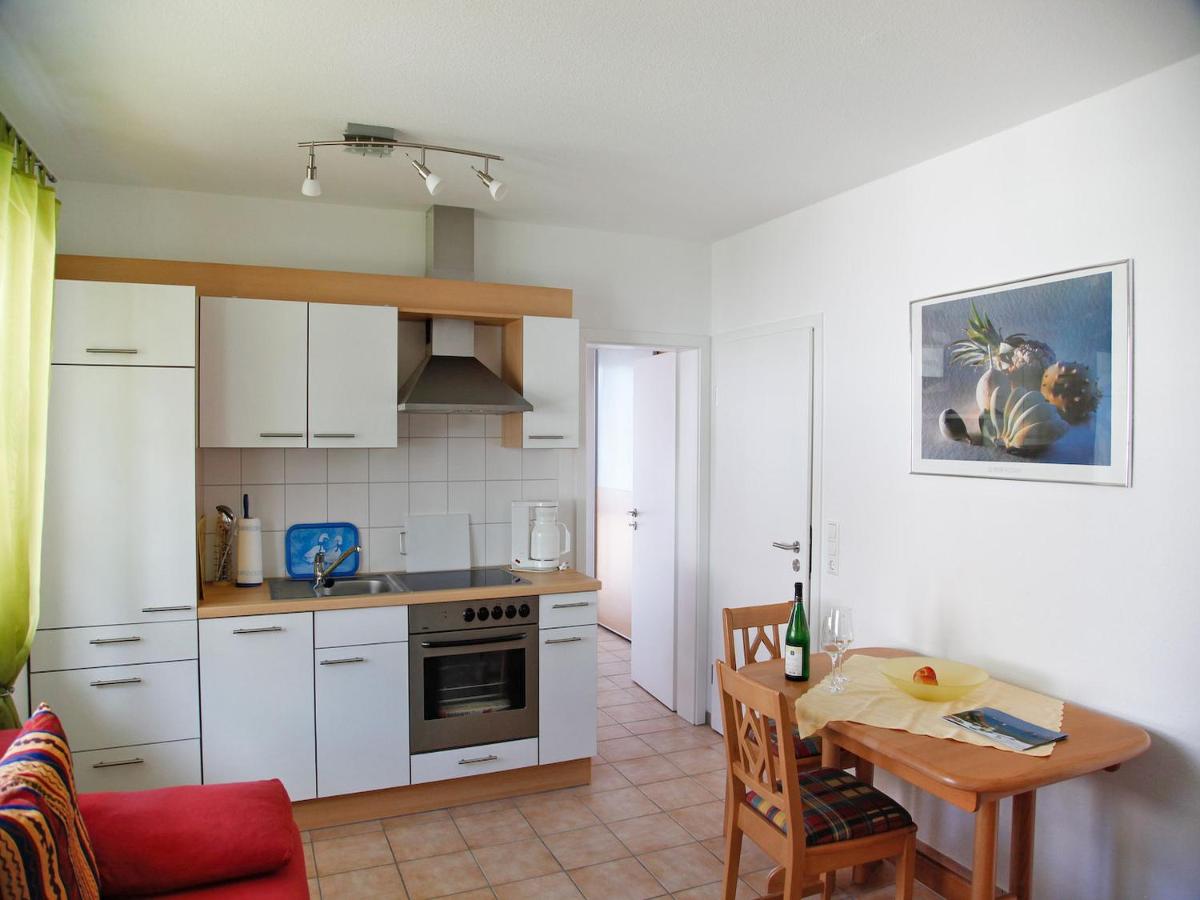 Apartment with Balcony photo 2