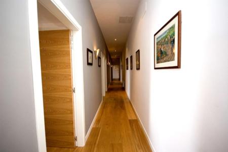 Double or Twin Room with Private Bathroom - Photo 7