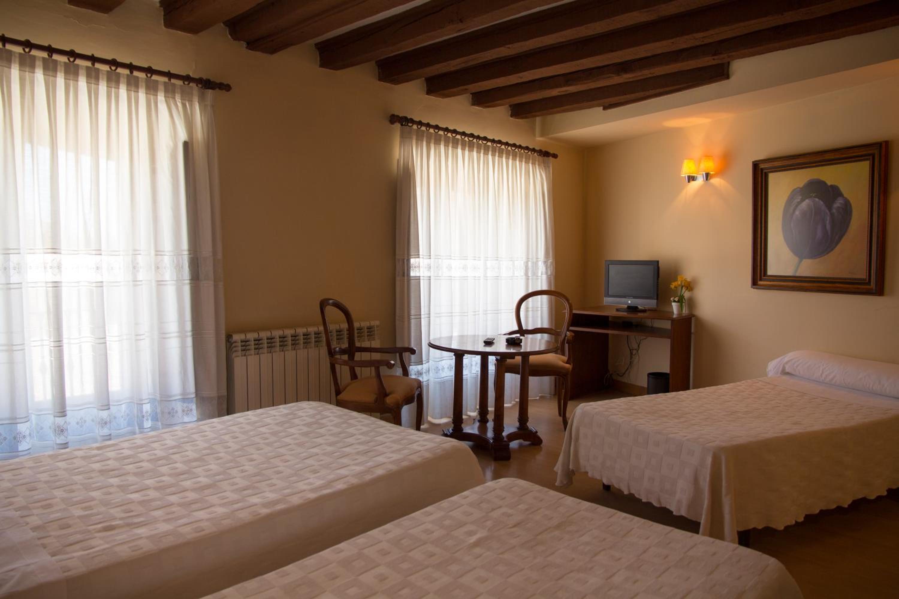 Triple Room photo 2