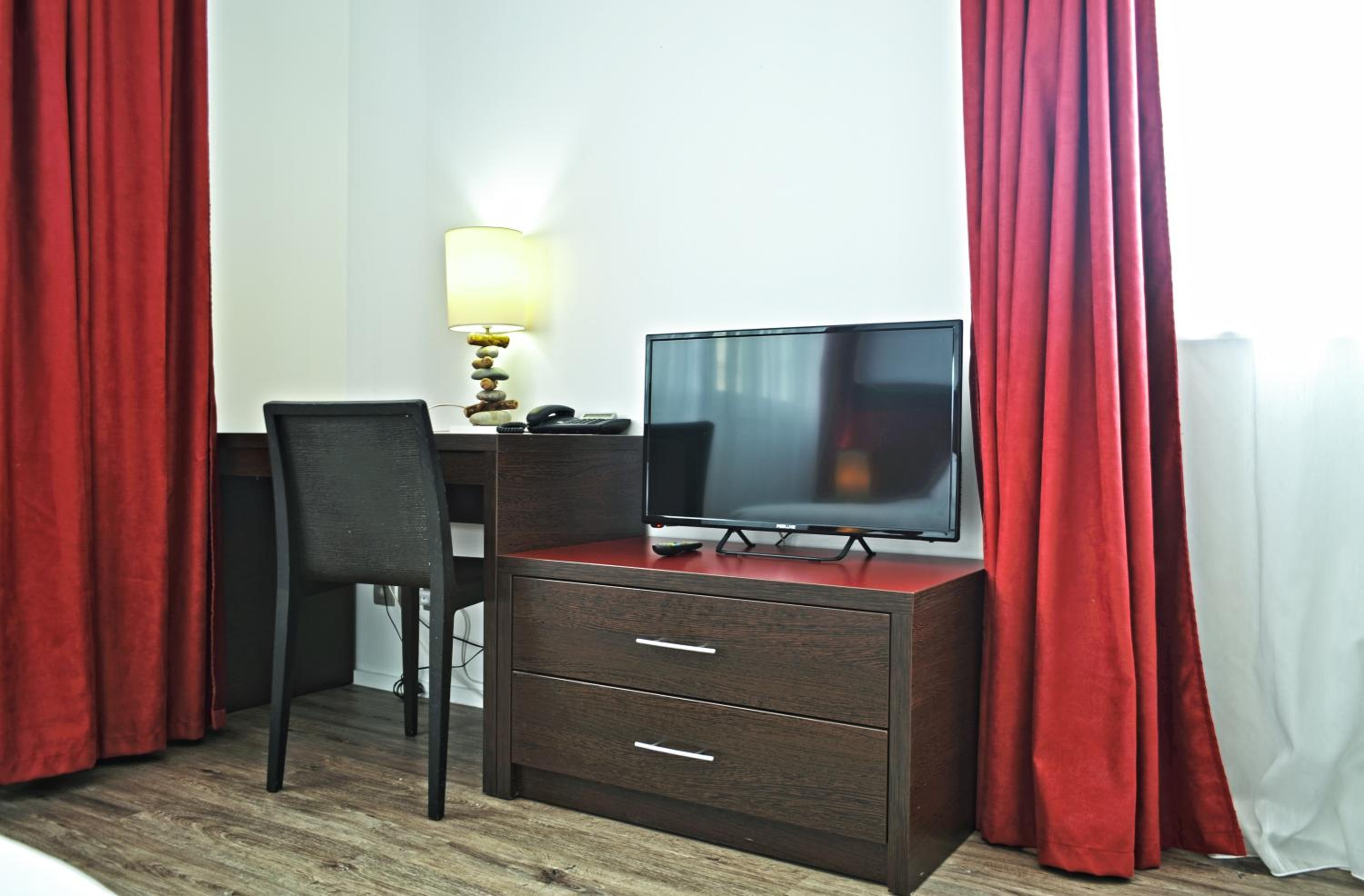 Superior Studio - Photo 9