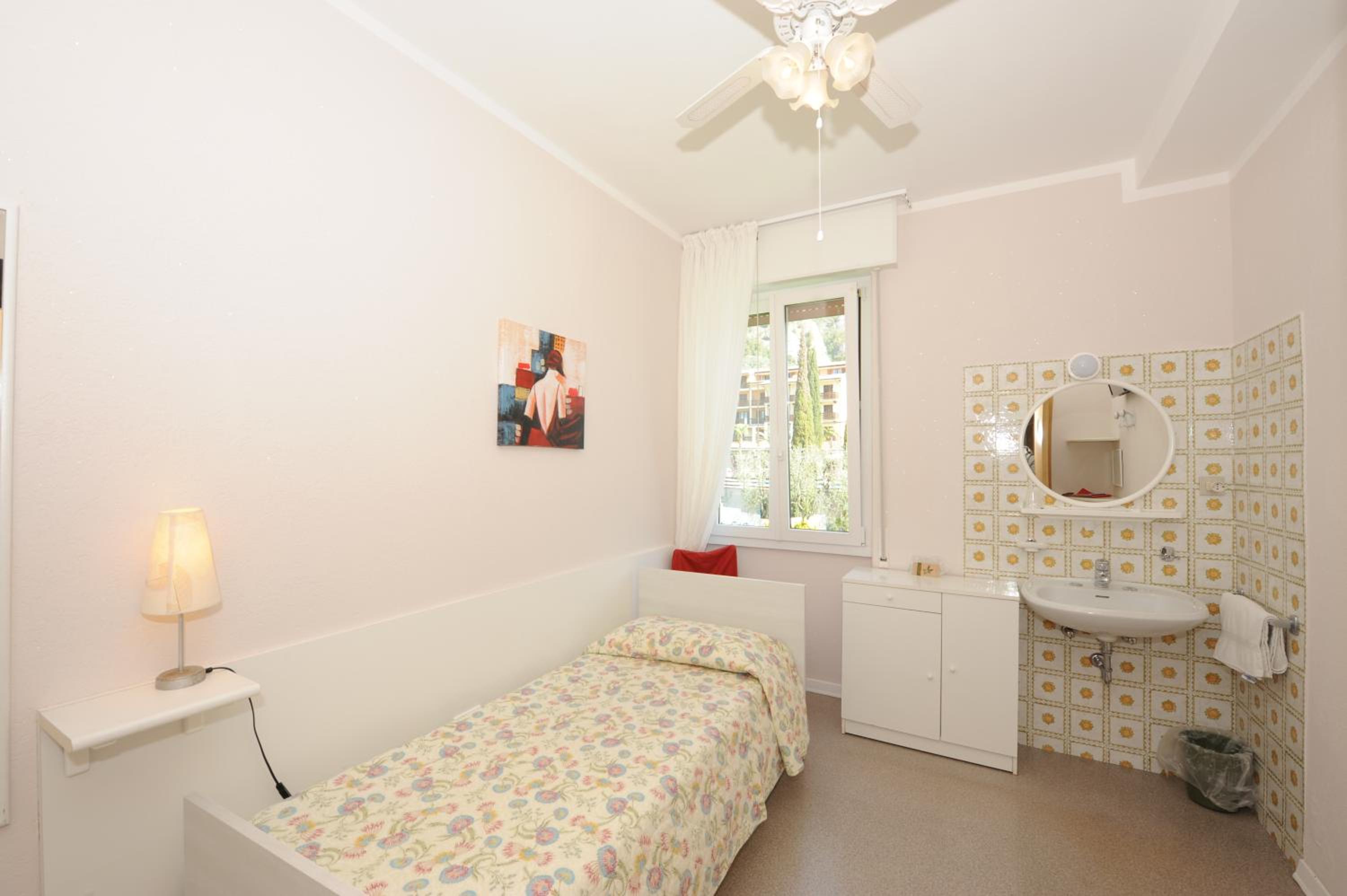 Economy Single Room with Private External Bathroom