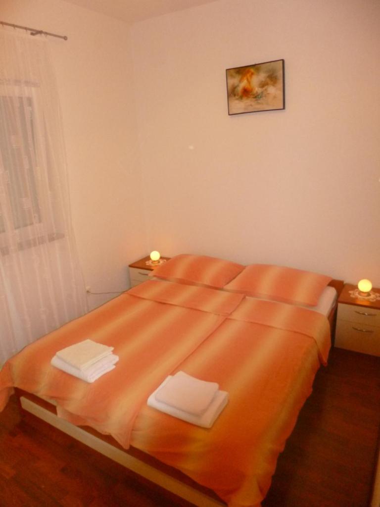 Apartment with Sea View - Photo 12