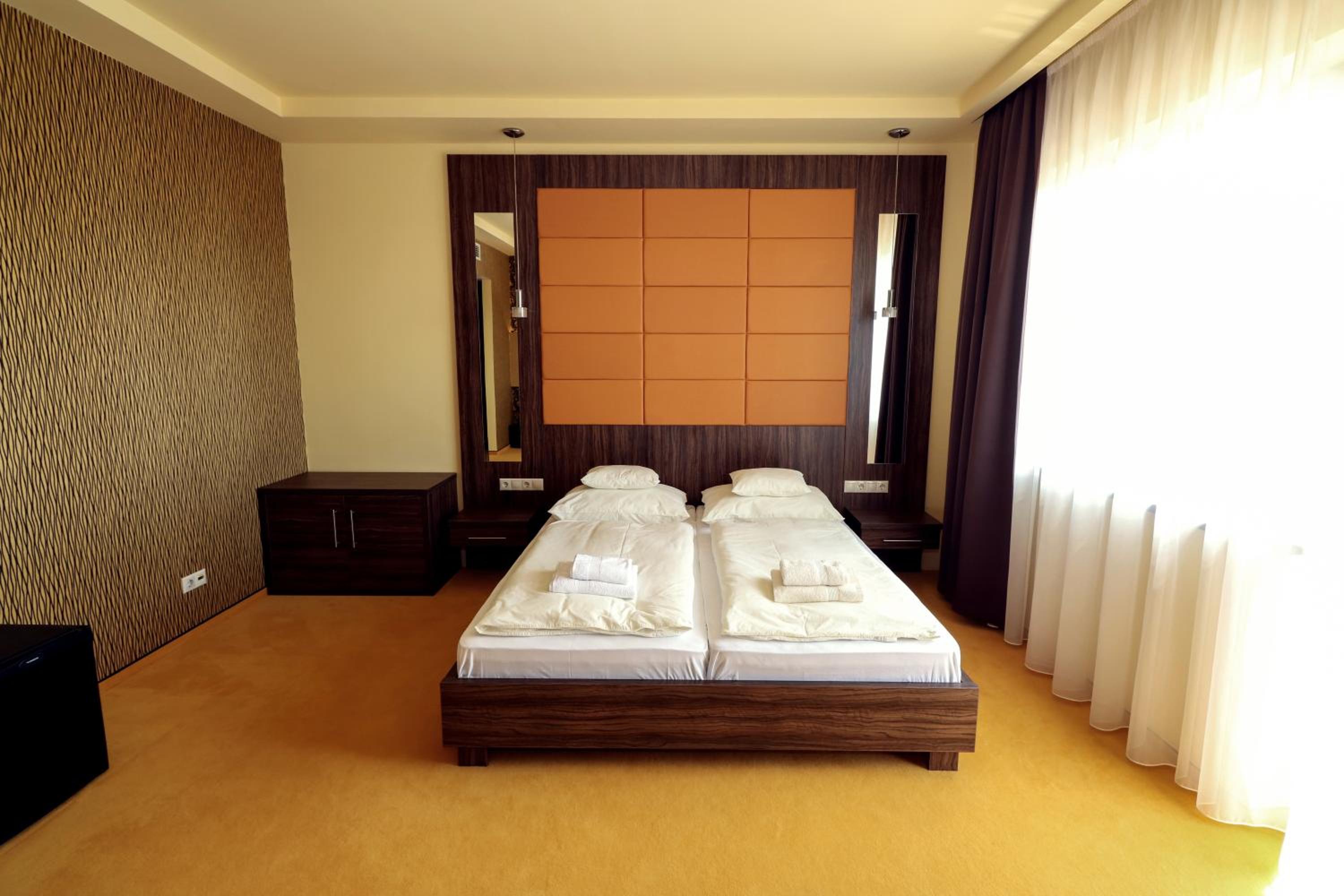 Triple Room with Balcony photo 3