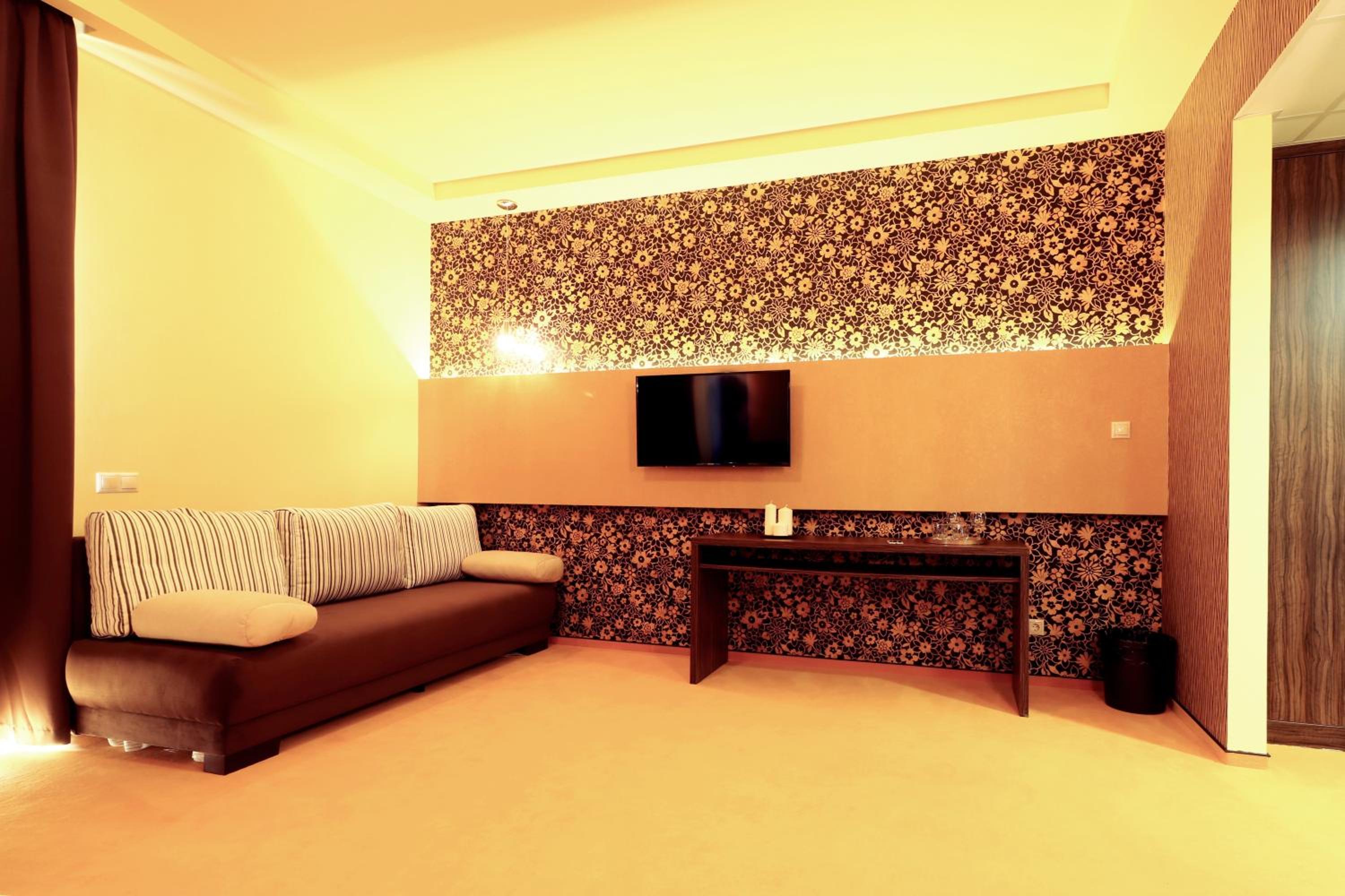 Triple Room with Balcony photo 2
