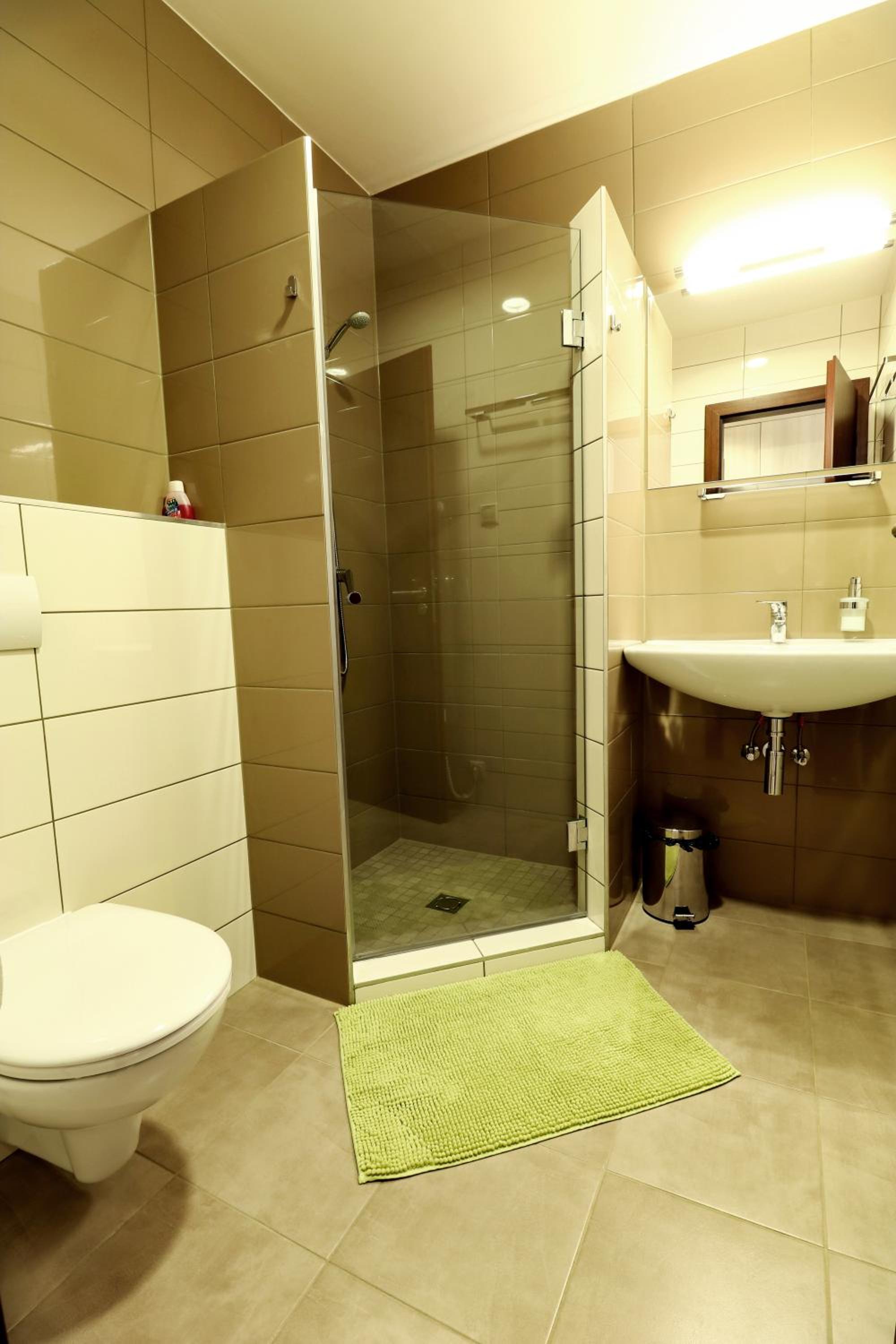 Standard Twin Room photo 2