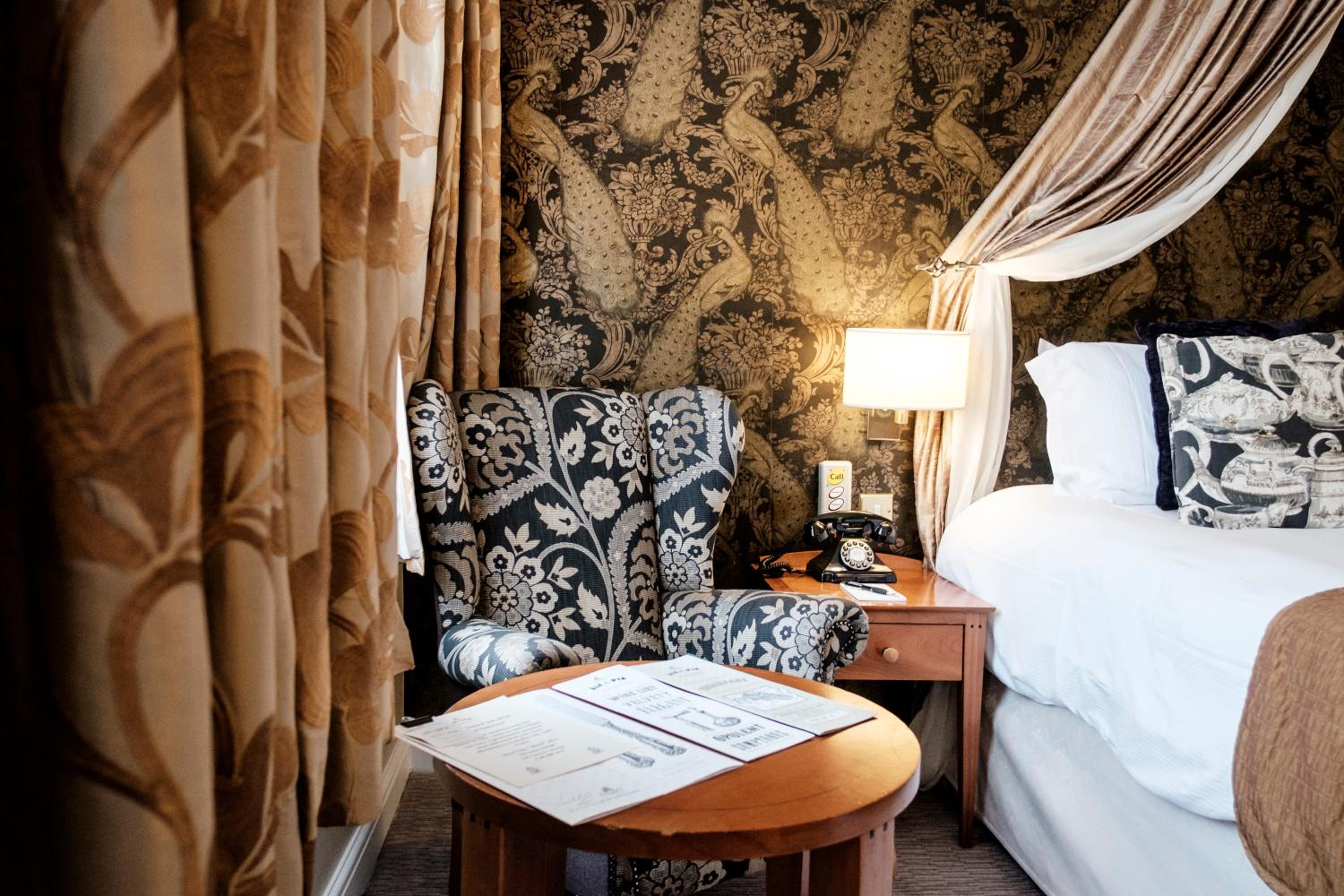 Double or Twin Room photo 3