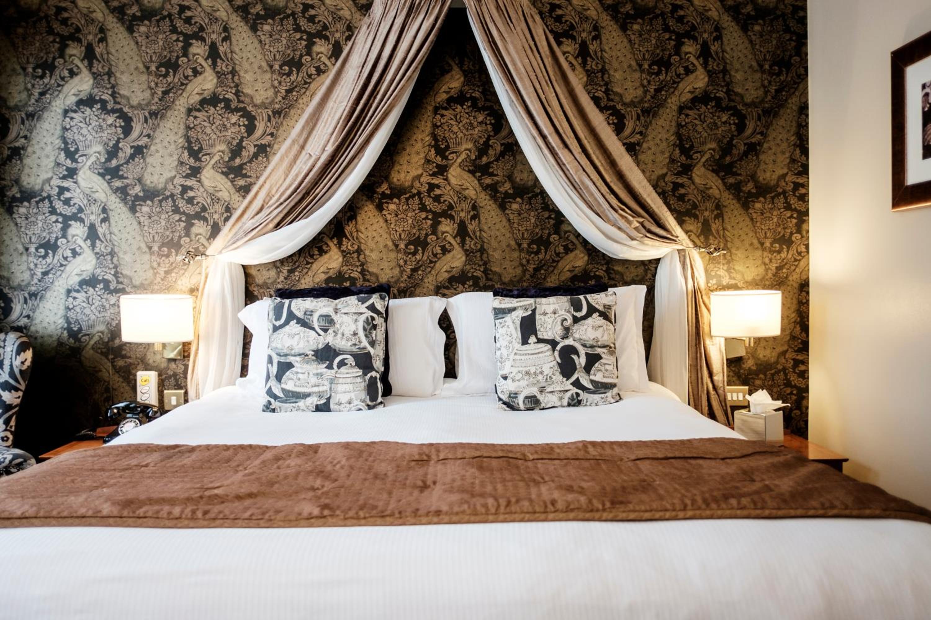 Double or Twin Room photo 2