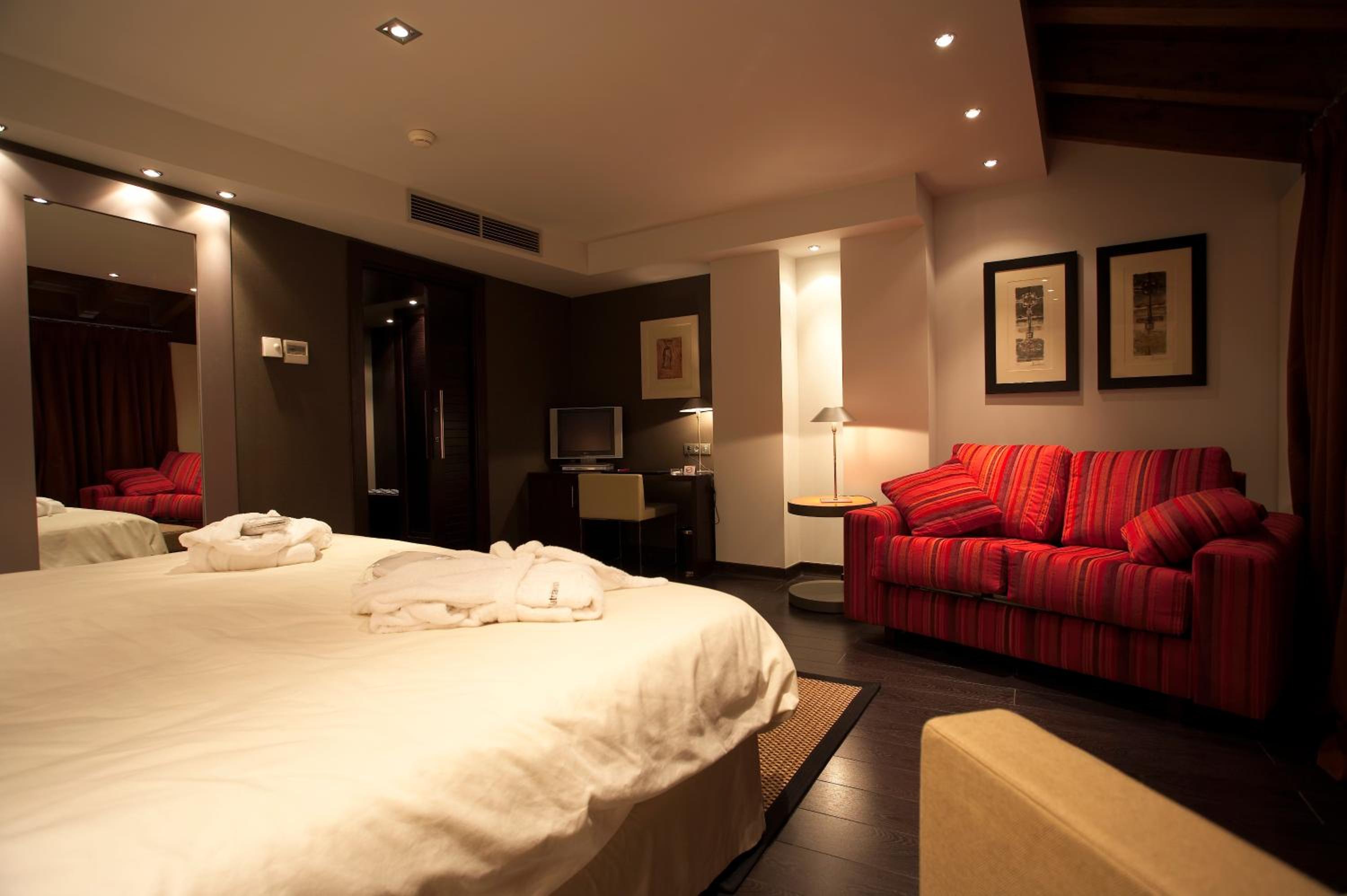 Superior Double Room - Photo 5