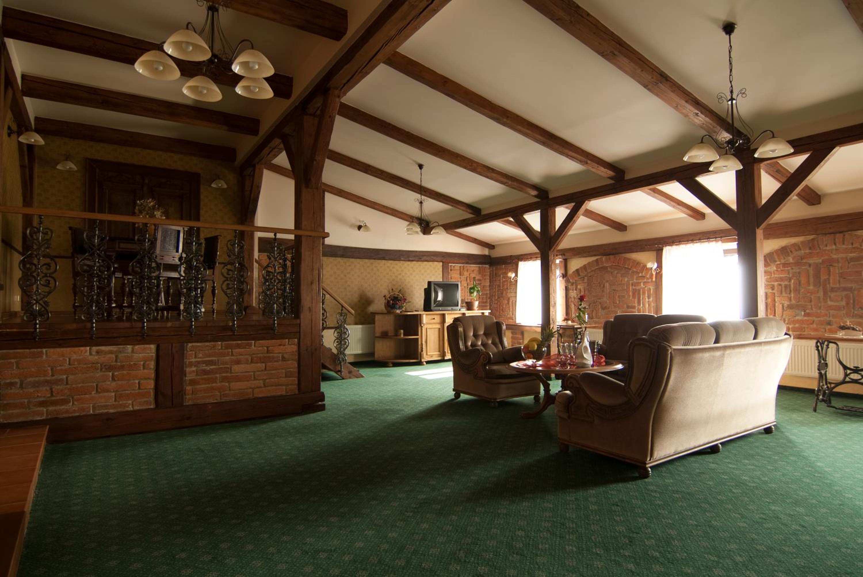Large Two-Bedroom Suite - Photo 3