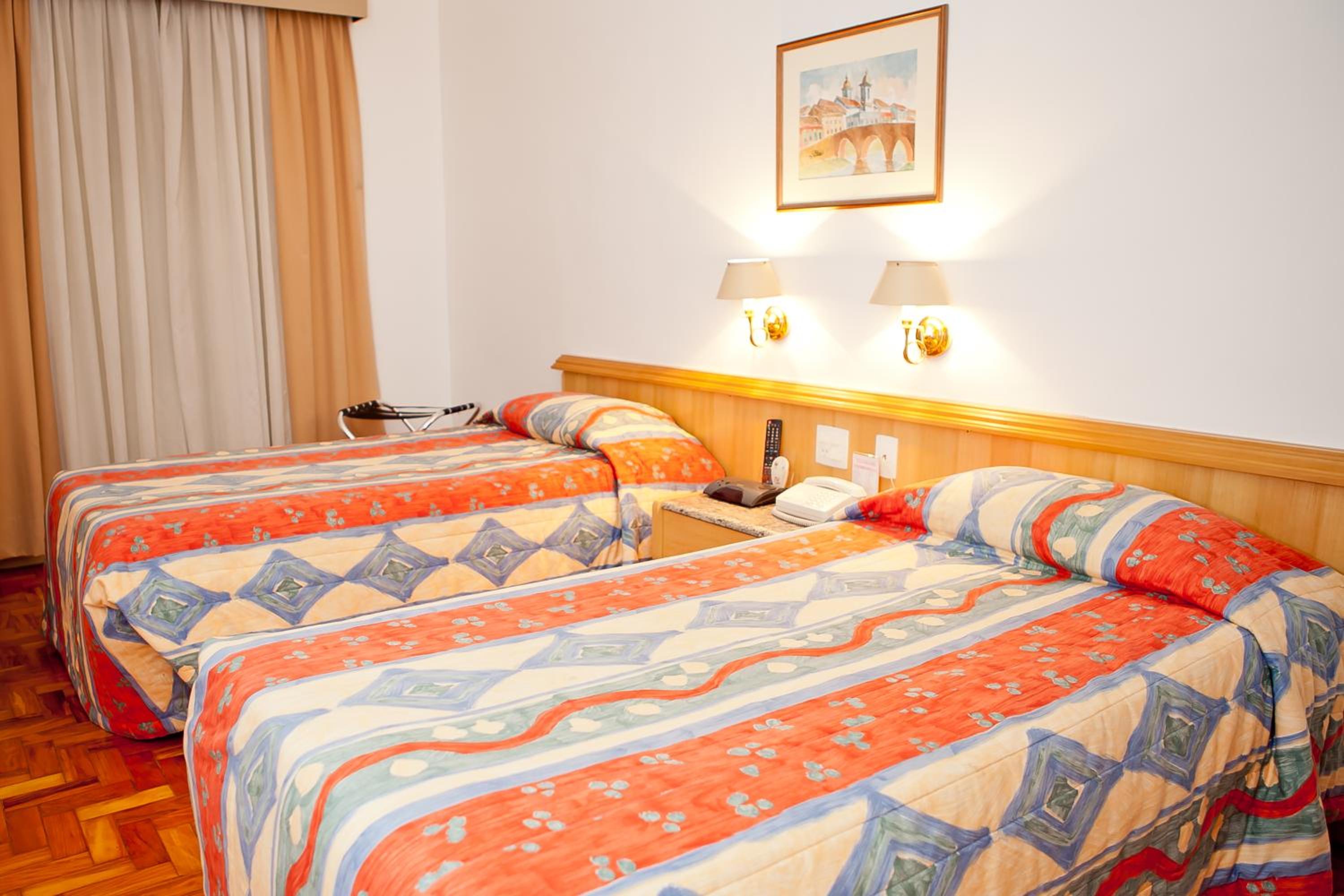 Standard Single Room - Photo 2