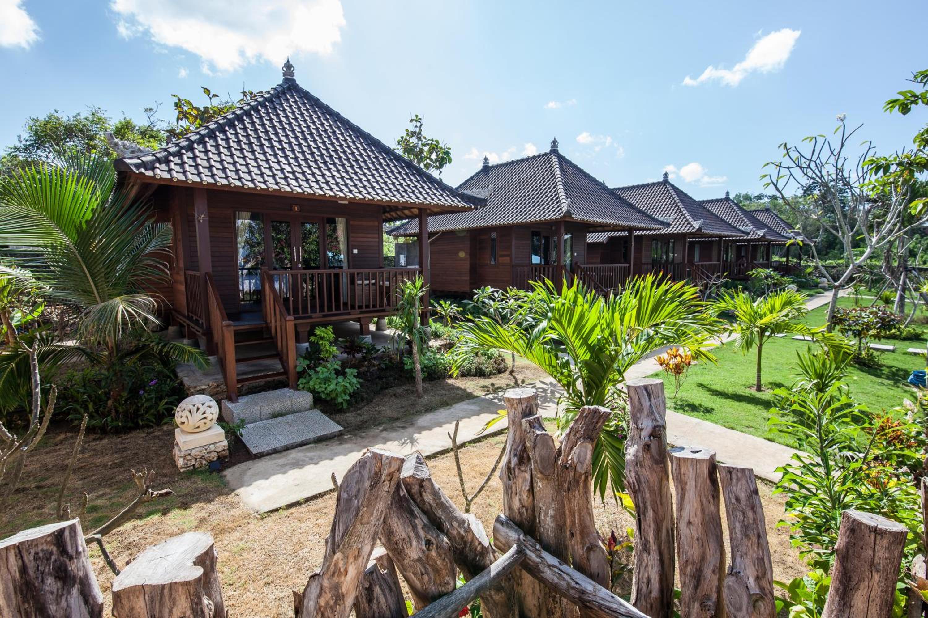 One-Bedroom Bungalow (Double Room) - Photo 4