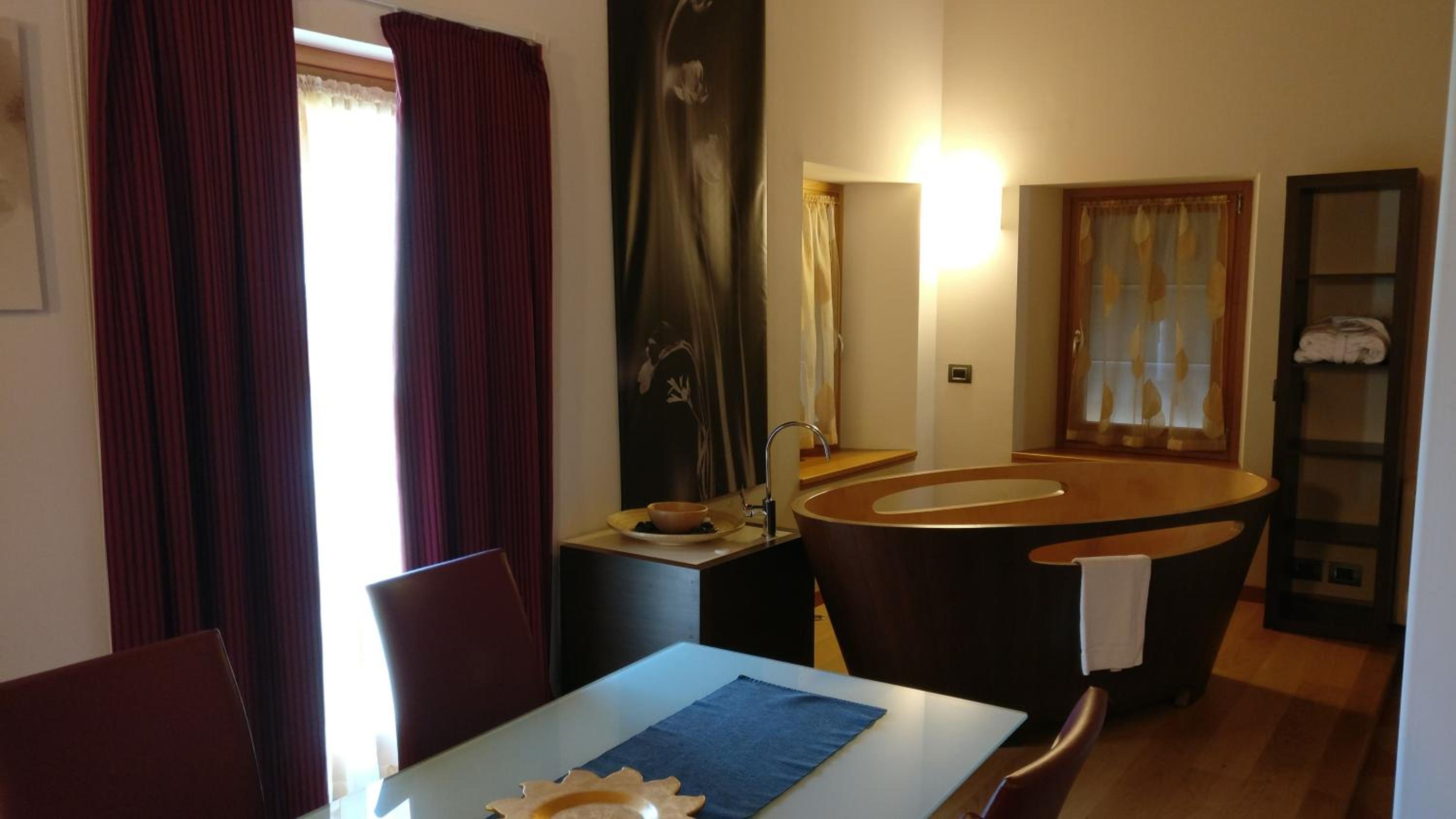 Wellness Suite (2 Adults) - Split Level