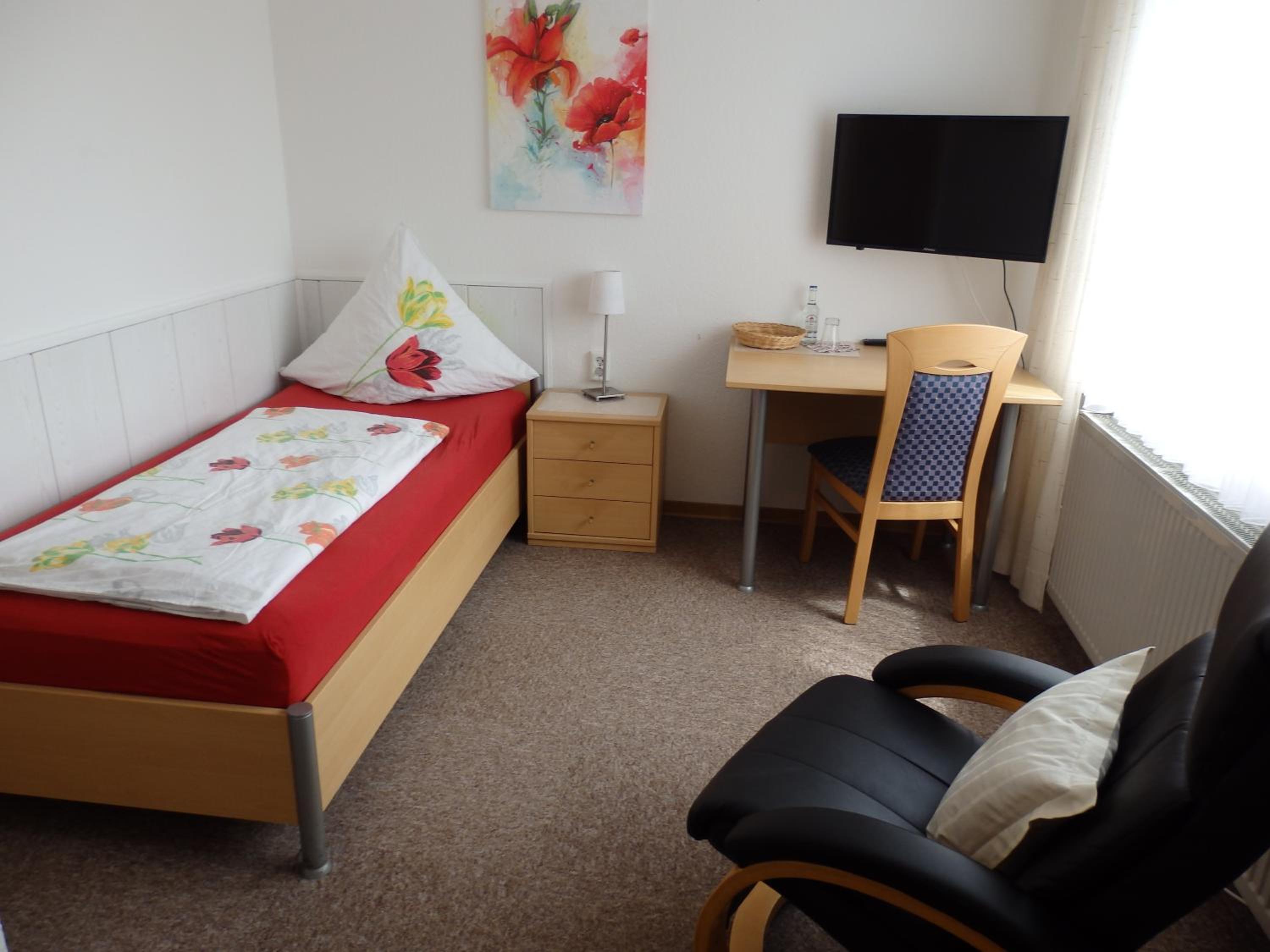 Single Room photo 2