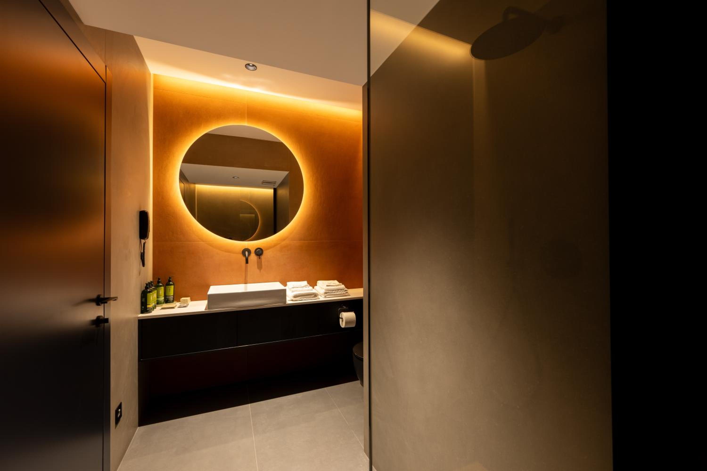 Gravity - One-Bedroom Apartment - Sea Side