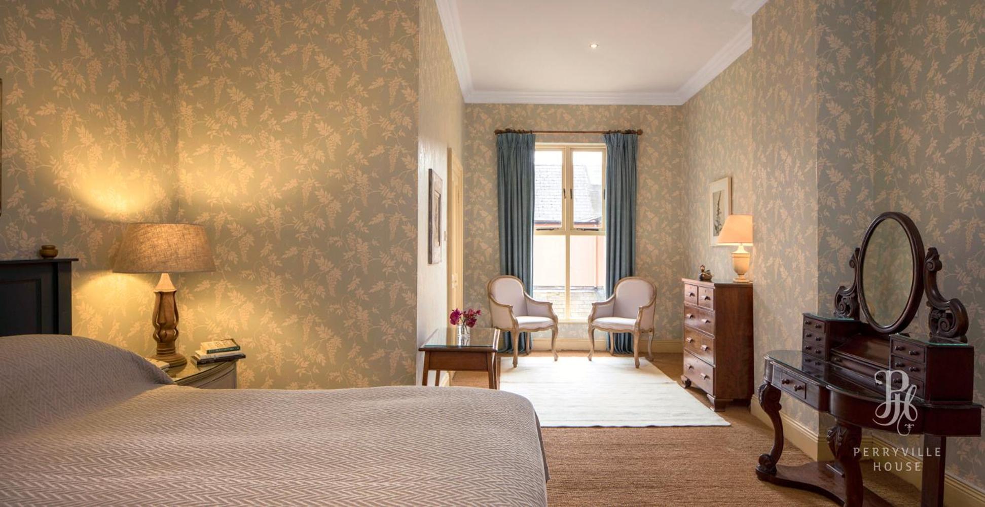 Superior King Room