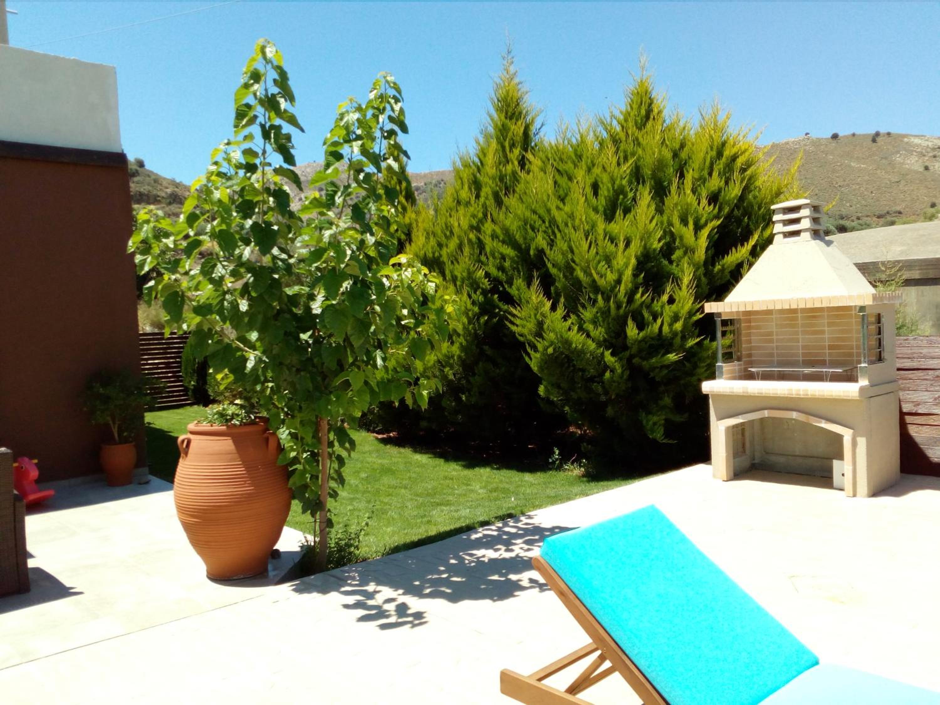 Three-Bedroom House - Photo 36