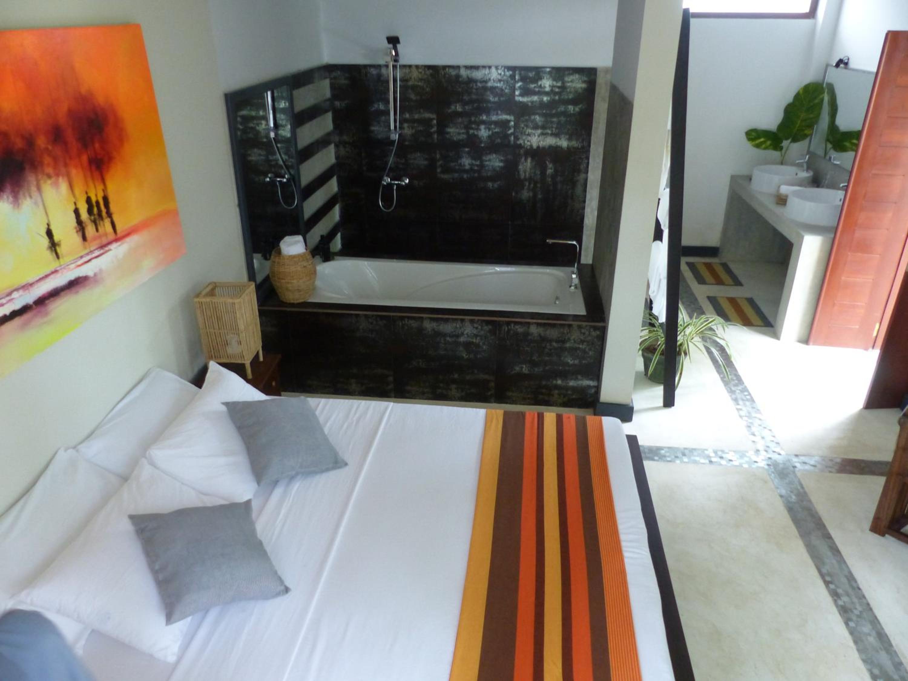Deluxe Double Room with Bath