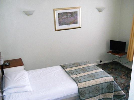 Single Room photo 1